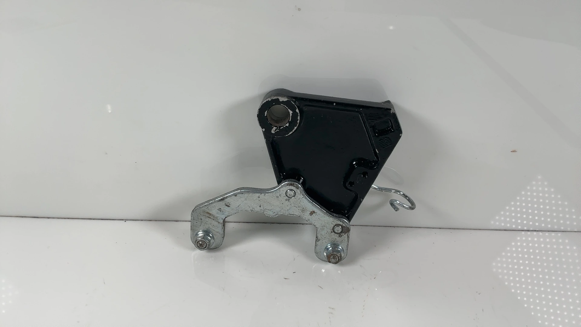 Hyosung GT650R GT650 650cc Rear Brake Caliper Bracket 2005-16 OEM 69340HM8170120