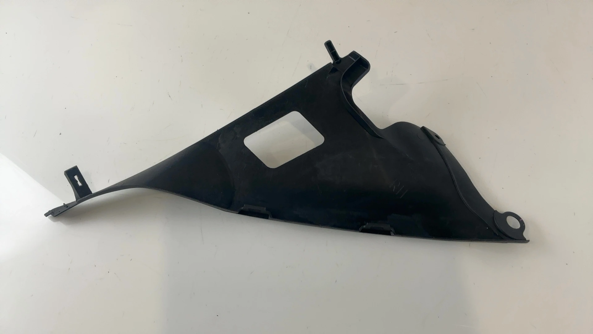 Suzuki GSXR 600 GSX-R600 600cc Right Inner Fairing Panel 2006-07 OEM 94461-01H0 - Image 2