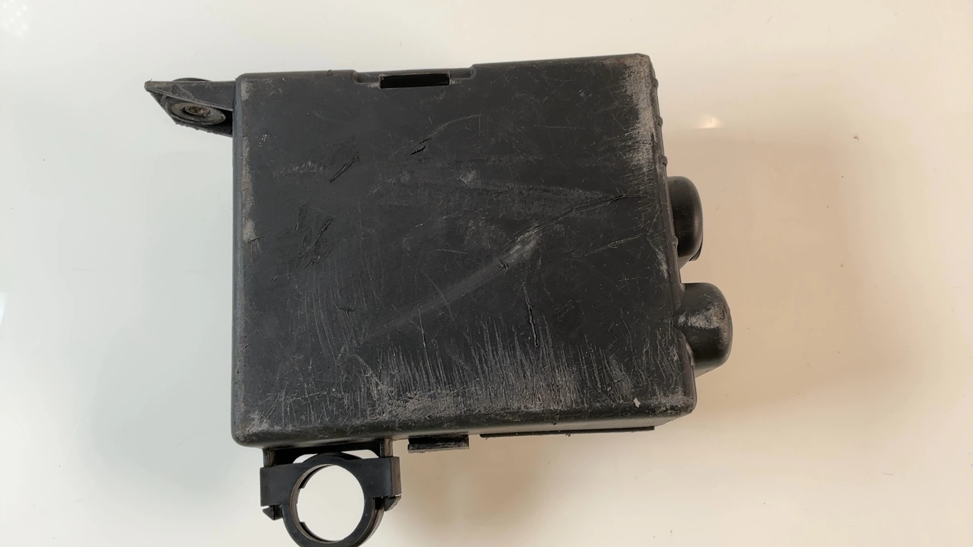 Yamaha XJ900F 31A 900cc Battery Box 1983-1984 OEM 31A212400000 31A