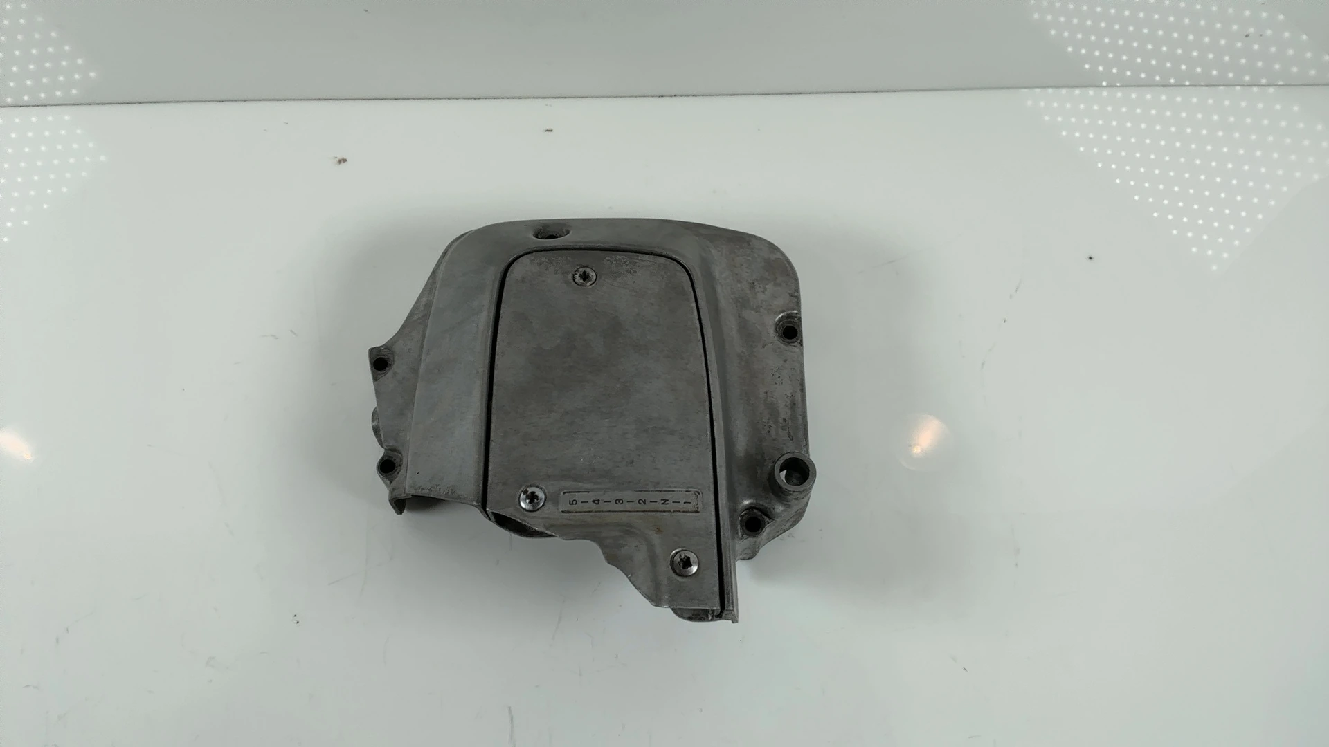 Suzuki GSX 750 GSX750E 750cc Sprocket Cover 1983-1987 OEM 11360-31301 - Image 1