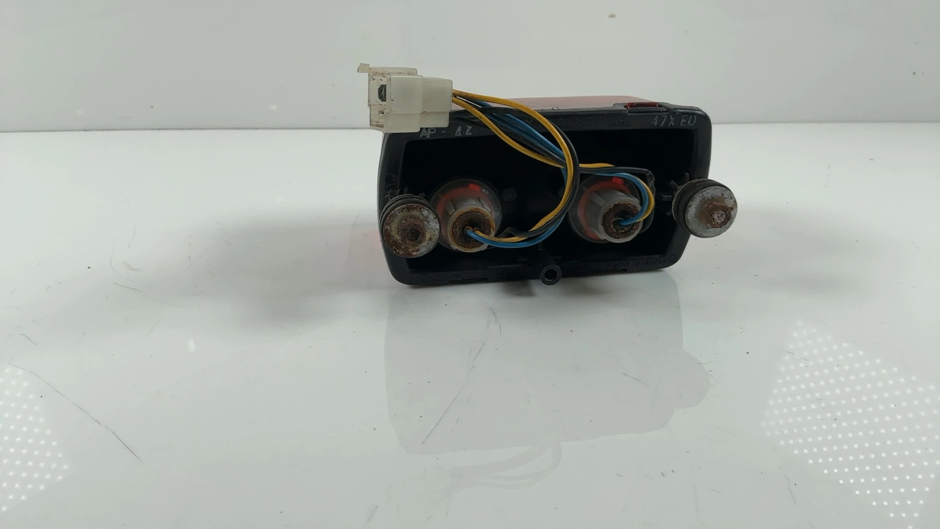 YAMAHA TRX850 TRX 850 850CC REAR TAIL BRAKE LIGHT 1996-1999 OEM 4UN-84710-00 - Image 7