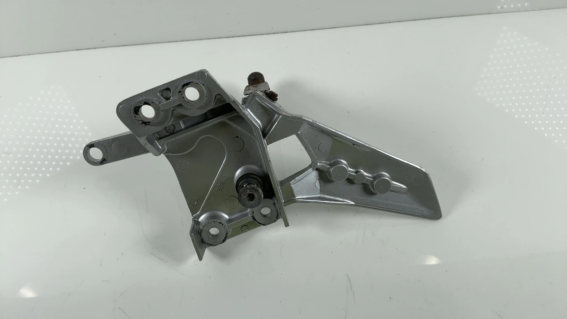 Yamaha FJR1300 RP04 Front Left Foot Rest Peg Bracket 2001-05 OEM 5JW-27412-01-00 - Image 5