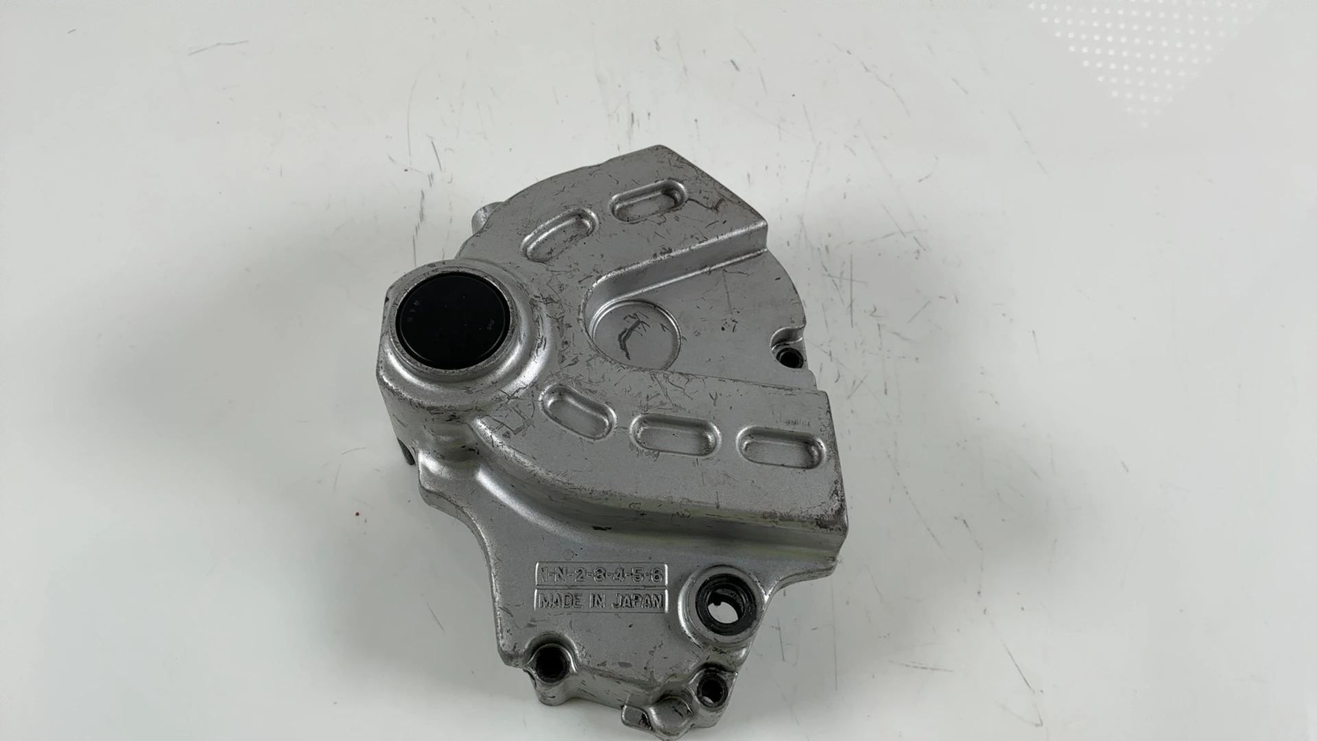 Yamaha FZR 600 3HE 600cc Front Sprocket Cover 1989-1995 OEM 2TK-15411-00-00