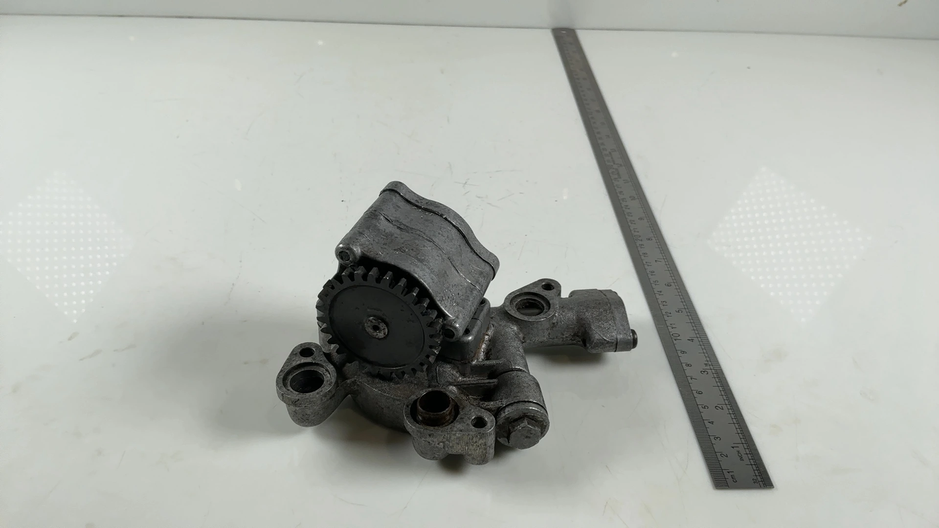 Honda CB750 Four CB750K 750cc Engine Oil Pump 1969-1978 OEM 15100-300-000 - Image 3