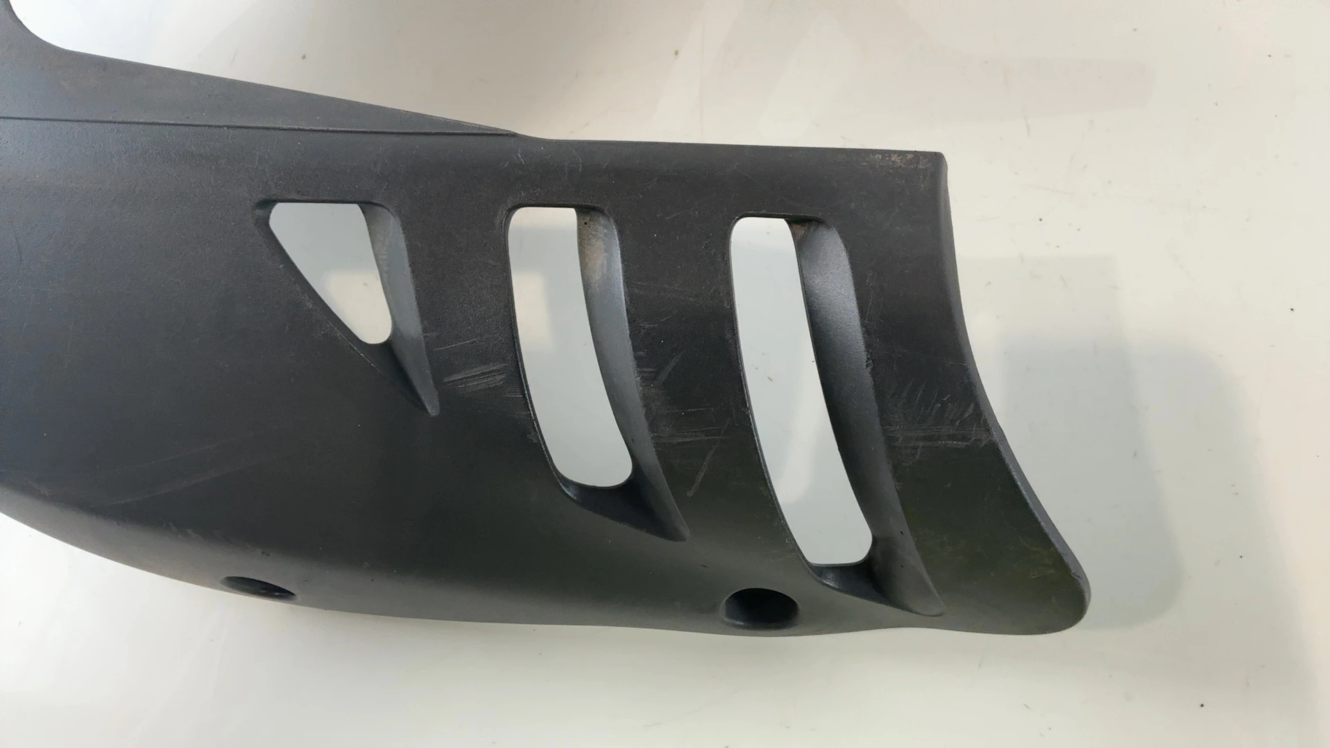 Kawasaki ER-6n ER650 650 CC Lower Belly Fairing Plastic 2005-2008 OEM 49107-0074 - Image 4