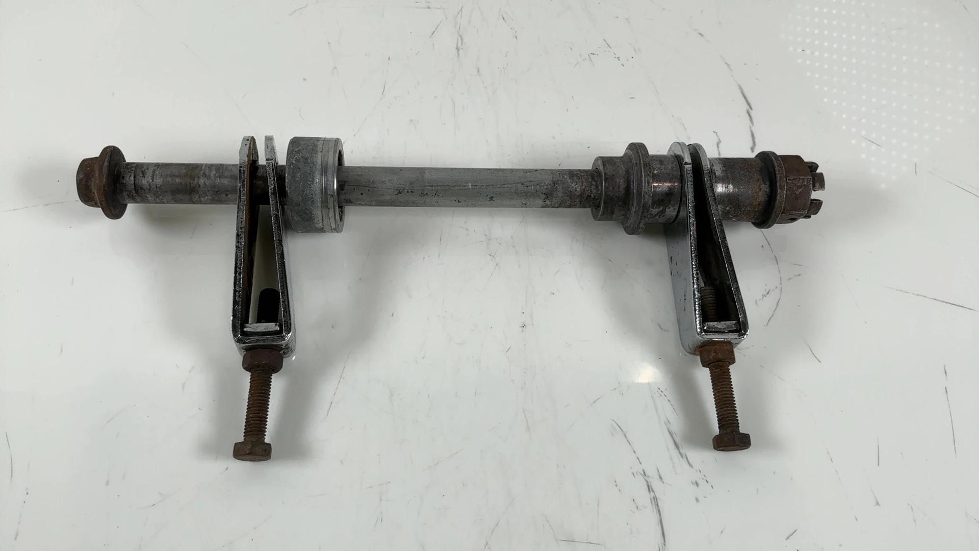 Kawasaki GPz750 ZX750A 750cc Rear Wheel Axle 1983-1985 OEM 41068-1126