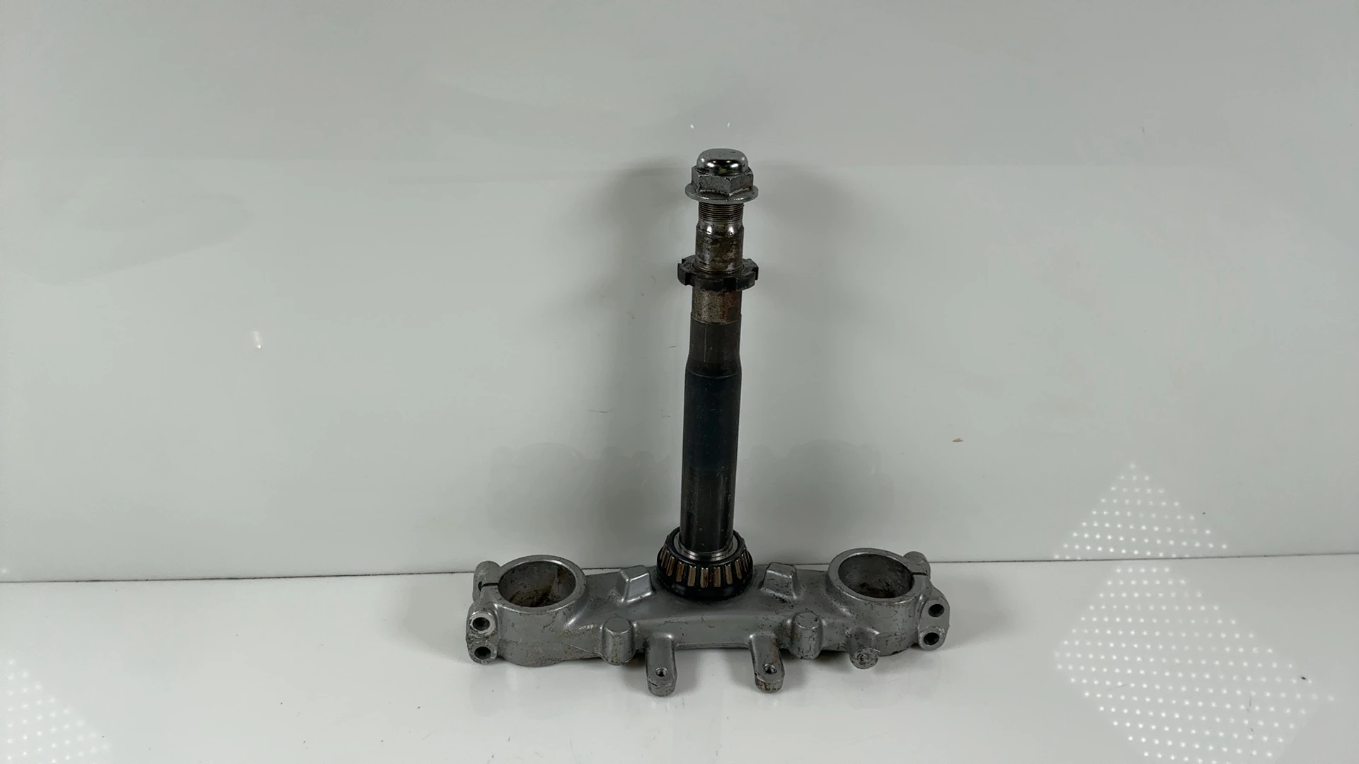 Yamaha DT 125 R 3FW 125cc Lower Triple Tree 1991-1998 OEM 3FW-23340-00-00 - Image 1