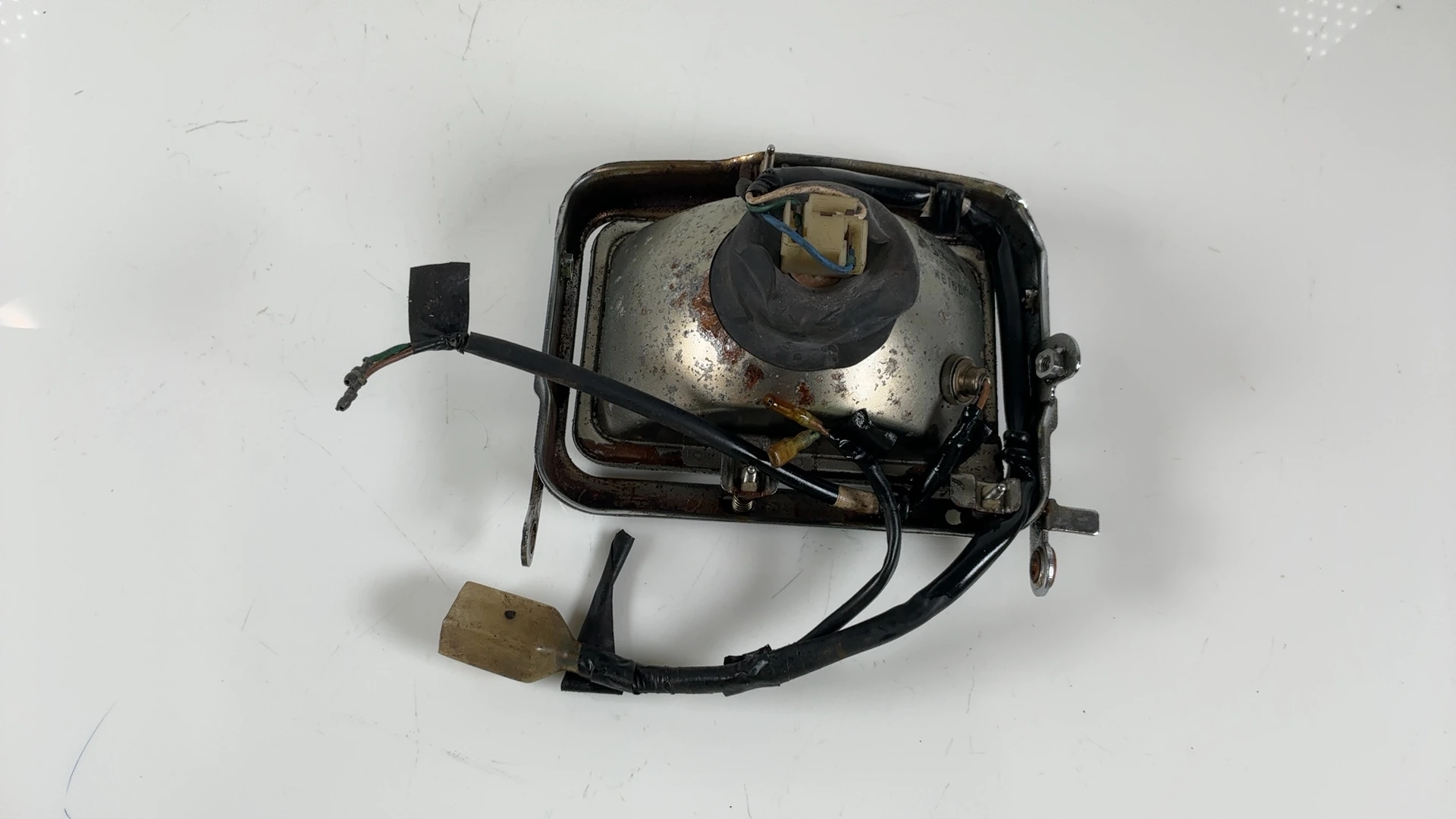 Honda Elite CH150 Deluxe 150cc Headlight 1985-1986 OEM 33100-KN7-671 - Image 5