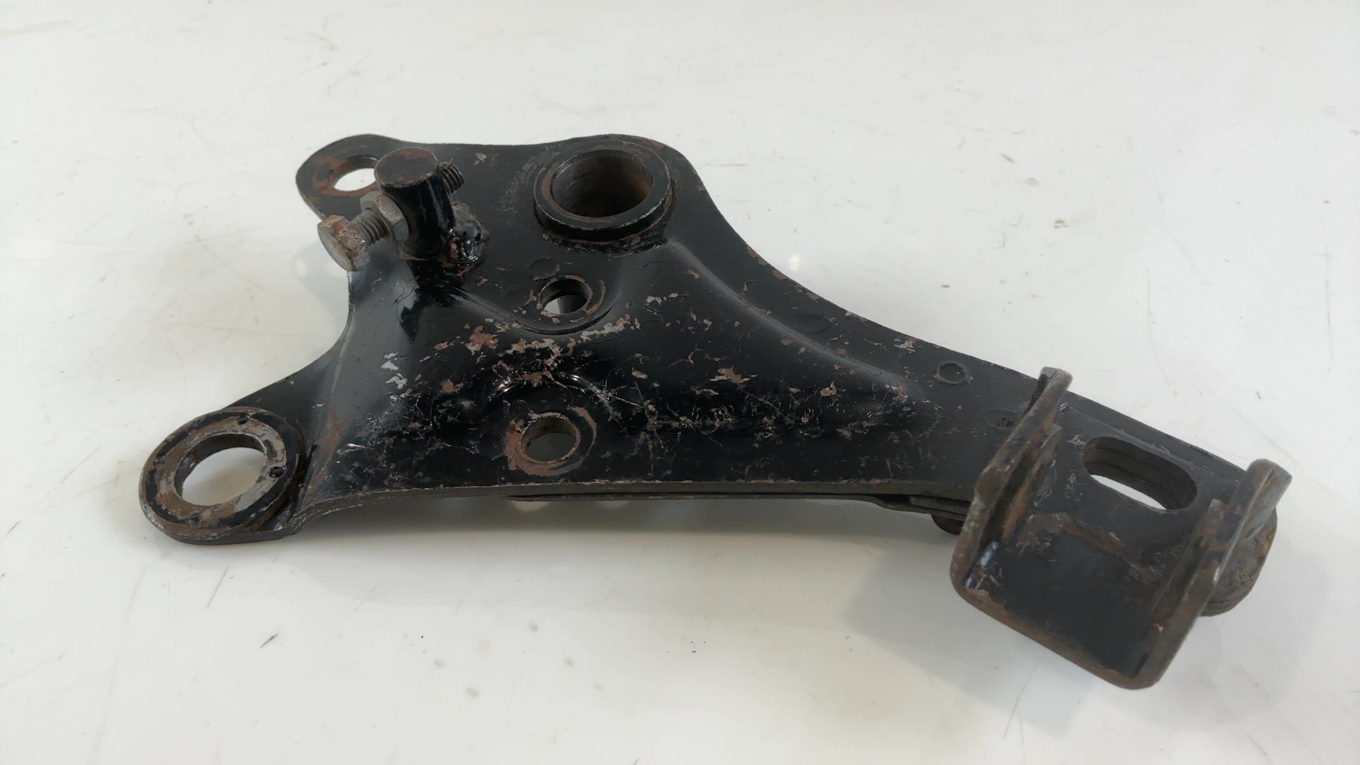 Yamaha RD250 RD350 250 350 CC Rear Right Footrest Bracket 1973-1975 360-21446-00 - Image 6