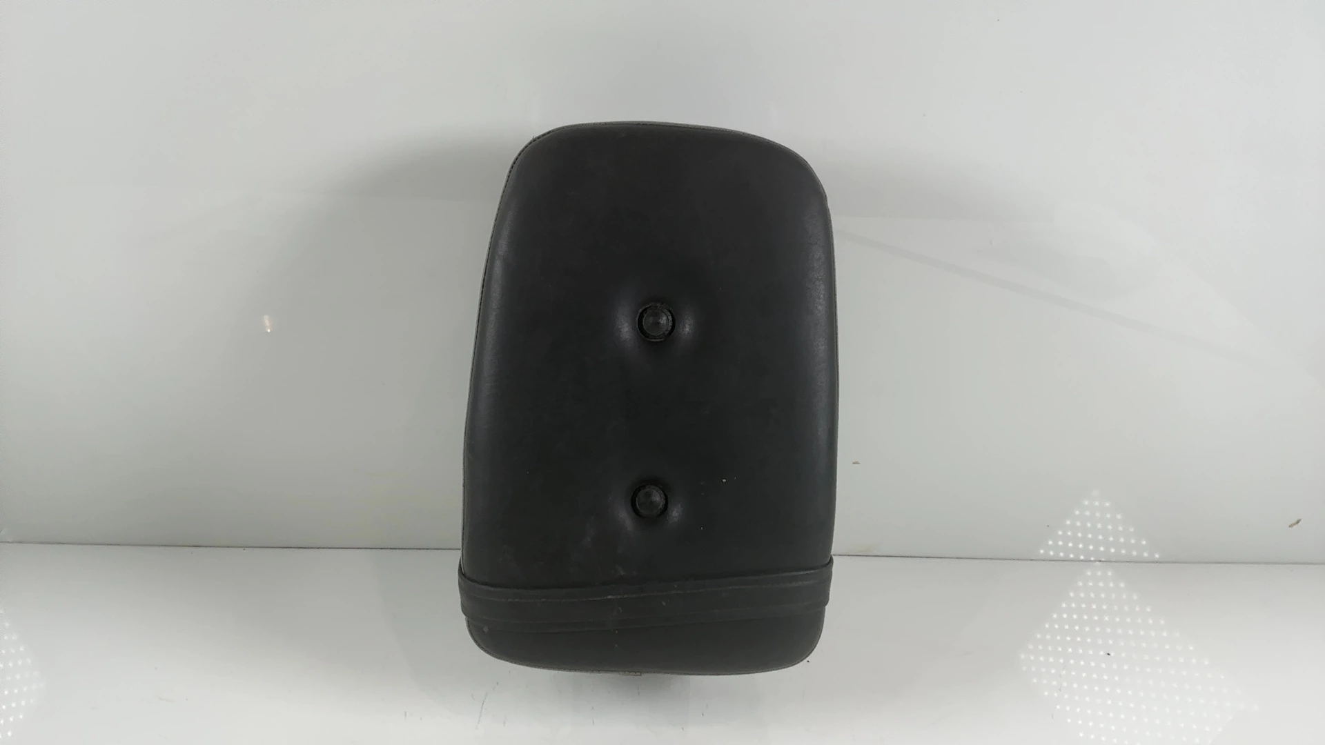 Kawasaki Vulcan Custom VN125 125cc Rear Passenger Seat 2005-06 OEM 53001-1979-MA - Image 1