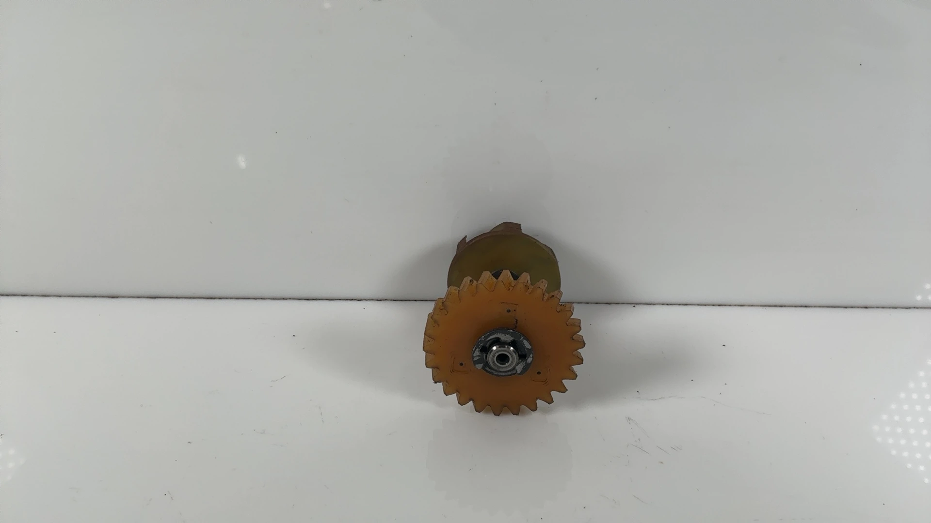 Yamaha DT125 RD125 10V 125cc Water Pump Impeller Shaft Gear 1982-84 10V-12459-00 - Image 2