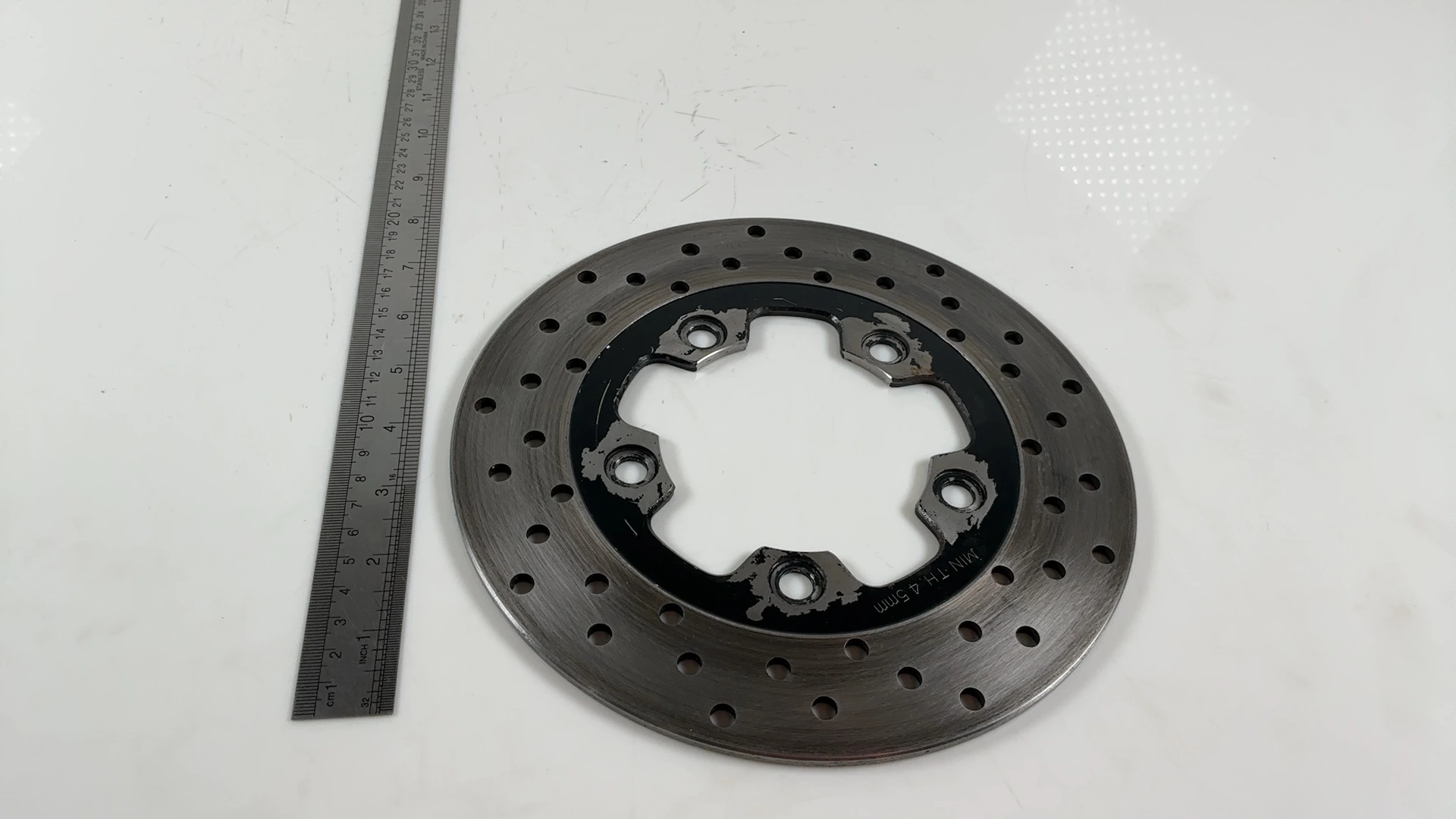 Suzuki GSX-R GSXR750 750cc Rear Brake Disc Rotor 2001-2003 OEM 69211-33E10 - Image 4