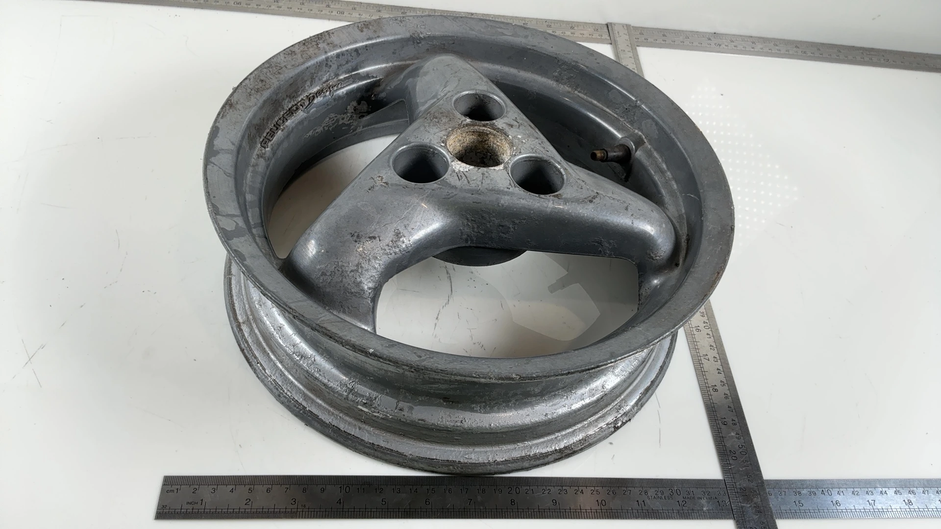 Peugeot Speedfight 1 2 50cc Front Wheel Rim 1997-2008 OEM 771343 H2 DOT D - Image 5