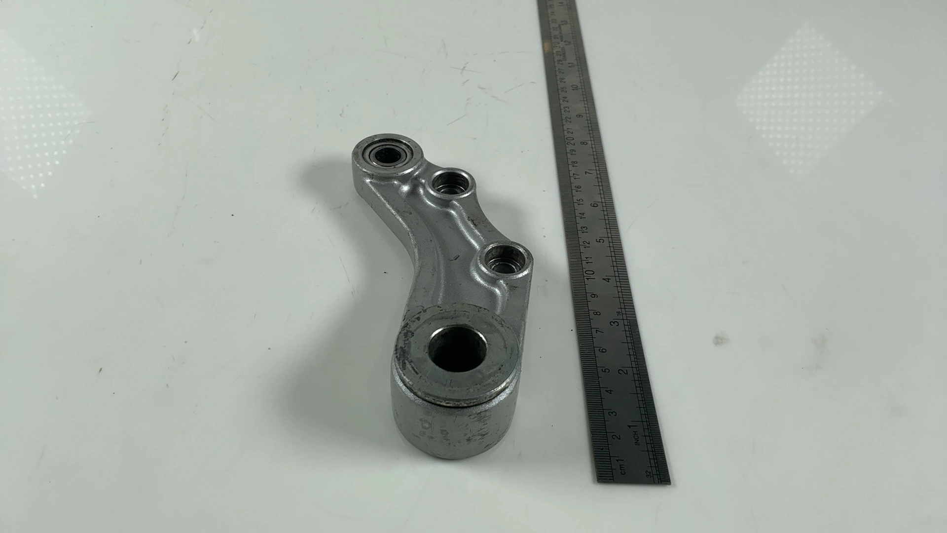 Kawasaki GPX750R ZX750F 750cc Rear Brake Caliper Bracket 1987-89 OEM 43034-1077 - Image 3