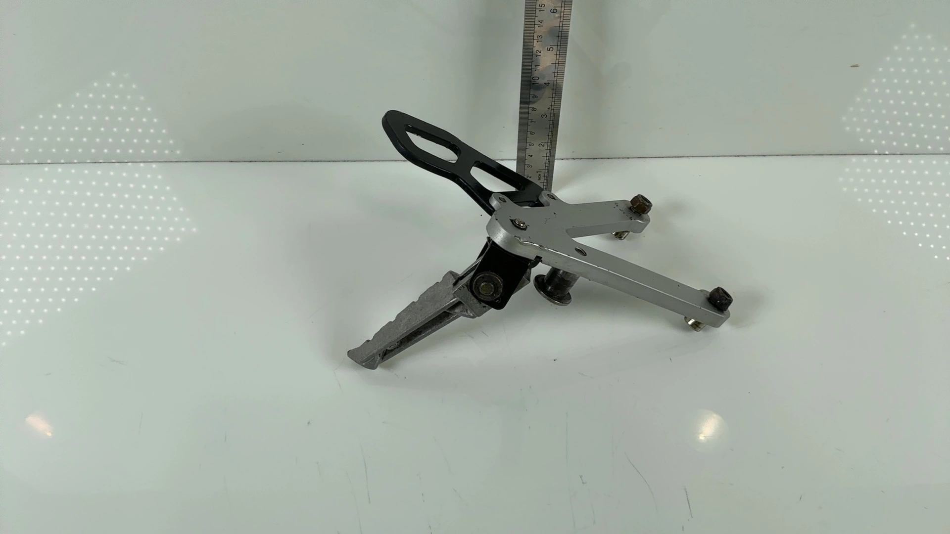 Peugeot XR6 50cc Front Left Footrest Bracket Peg Assembly 2003 2008 OEM 753177 - Image 11