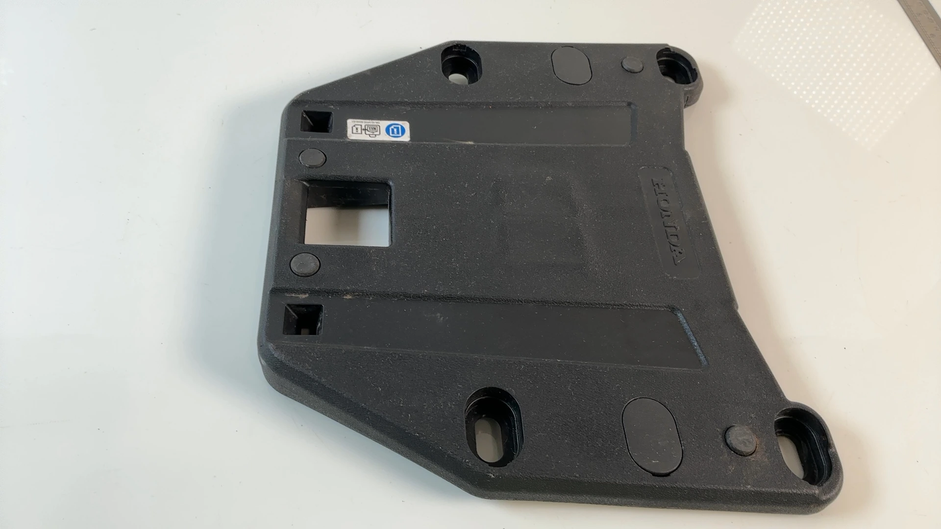 Honda ST1300 Pan European 1300 CC Top Case Plate 2002-2018 OEM 08L42-MCS-8000-01 - Image 6