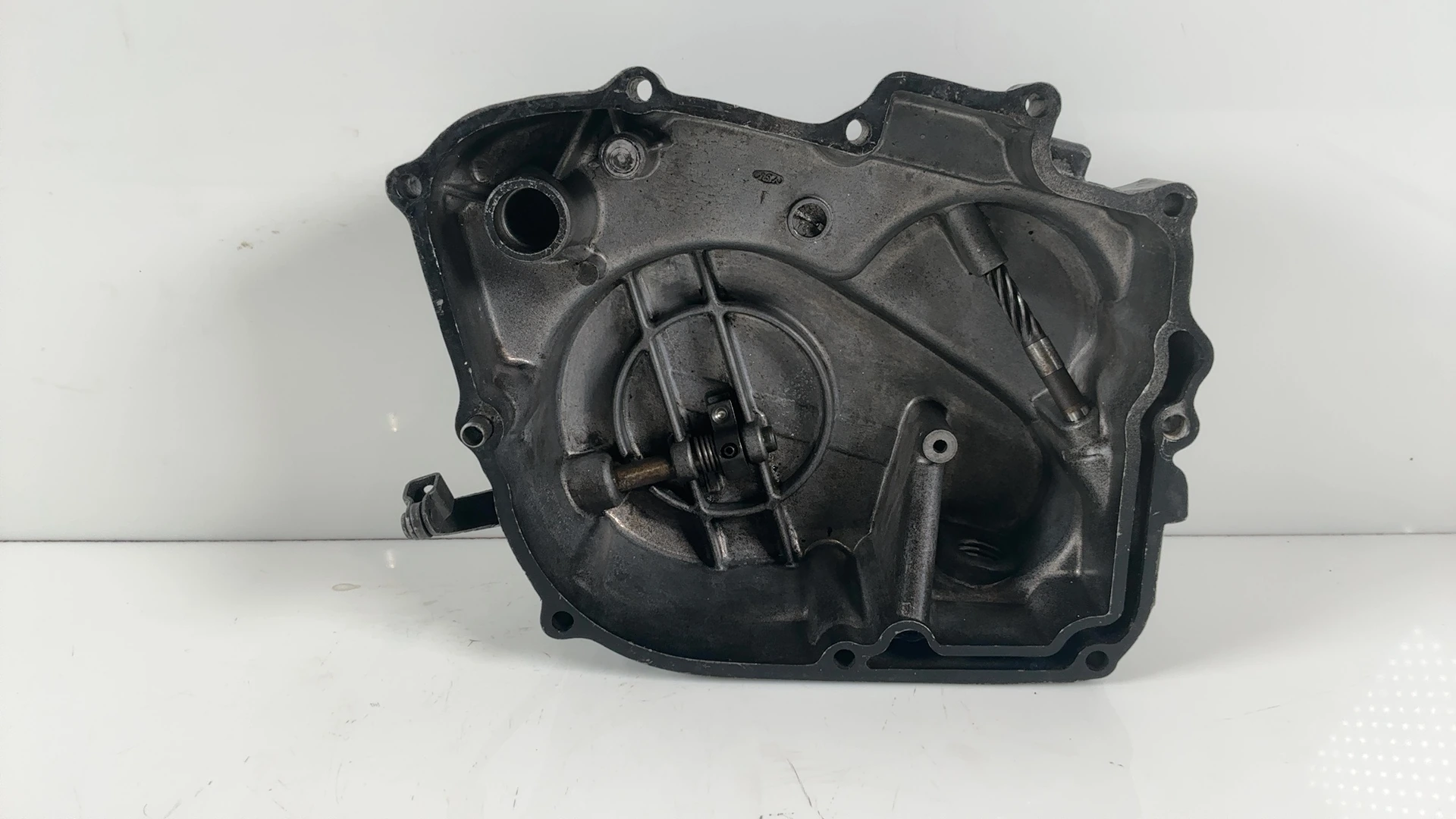 Honda Nighthawk 250 CB250 250cc Clutch Cover 1991-2008 OEM 11330-KR3-600 - Image 2
