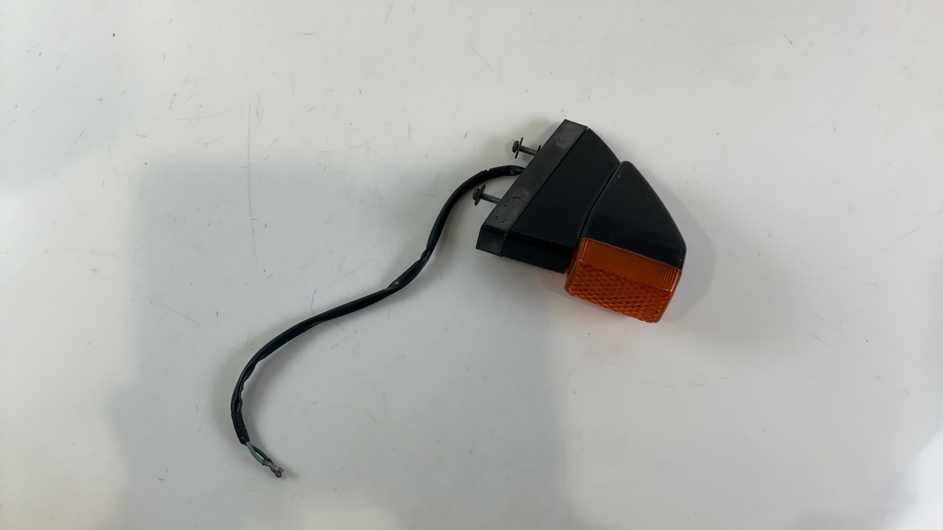 Honda CBR600F2 PC25 600 CC Rear Left Turn Signal Light 1991-94 OEM 33650-MV9-670 - Image 2