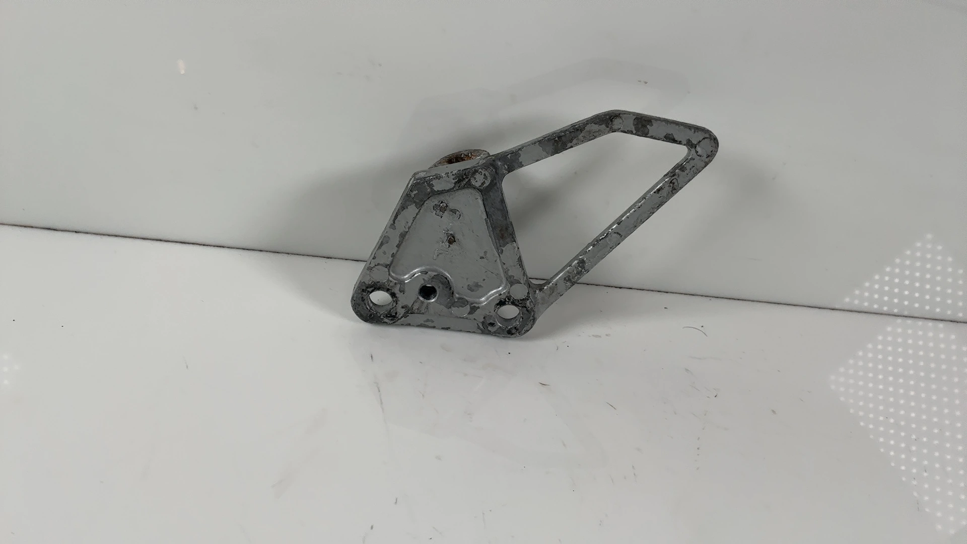 Kawasaki GPX600R Ninja 600R ZX600C Left Footrest Bracket 1988-97 OEM 35011-1344 - Image 2