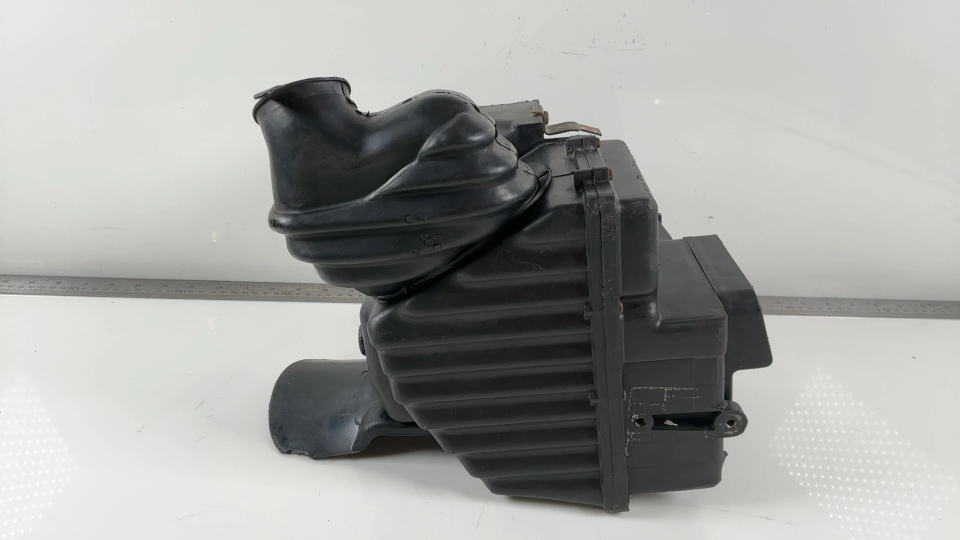 Kawasaki KDX125 KDX125SR 125cc Air Filter Box 1990-2000 OEM 11038-1081