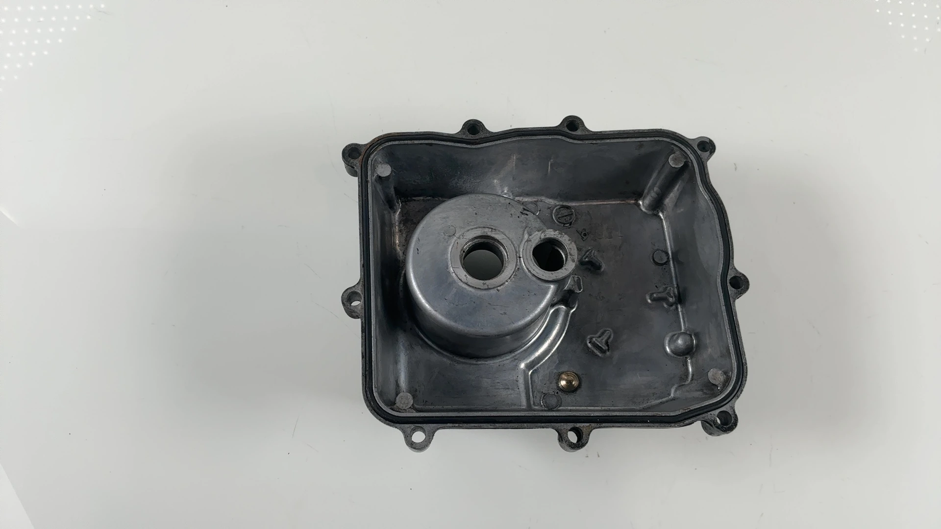 Honda VT250F MC08 250cc Engine Oil Pan Sump 1982 1983 OEM 11210-KE8-000 - Image 3