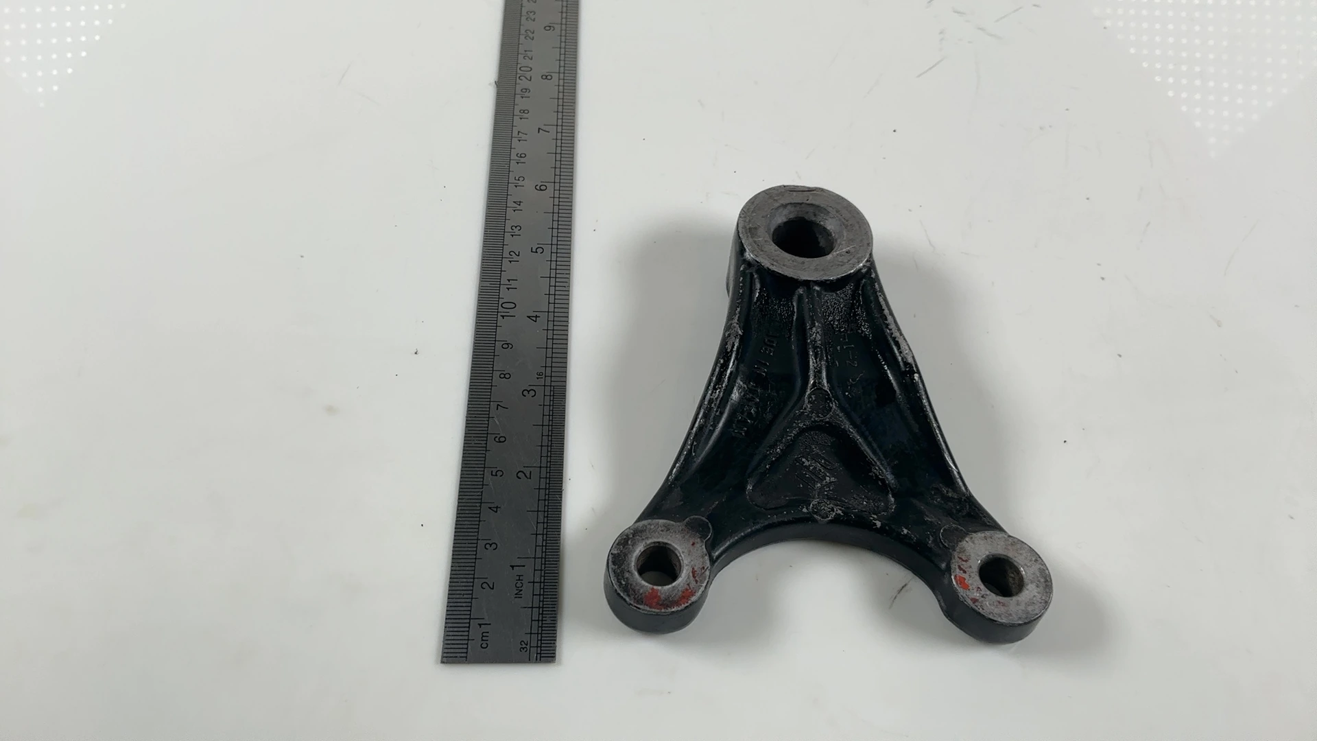 Suzuki GS1100E GS1100 1100cc Rear Brake Caliper Bracket 1981-82 OEM 69721-47001 - Image 4