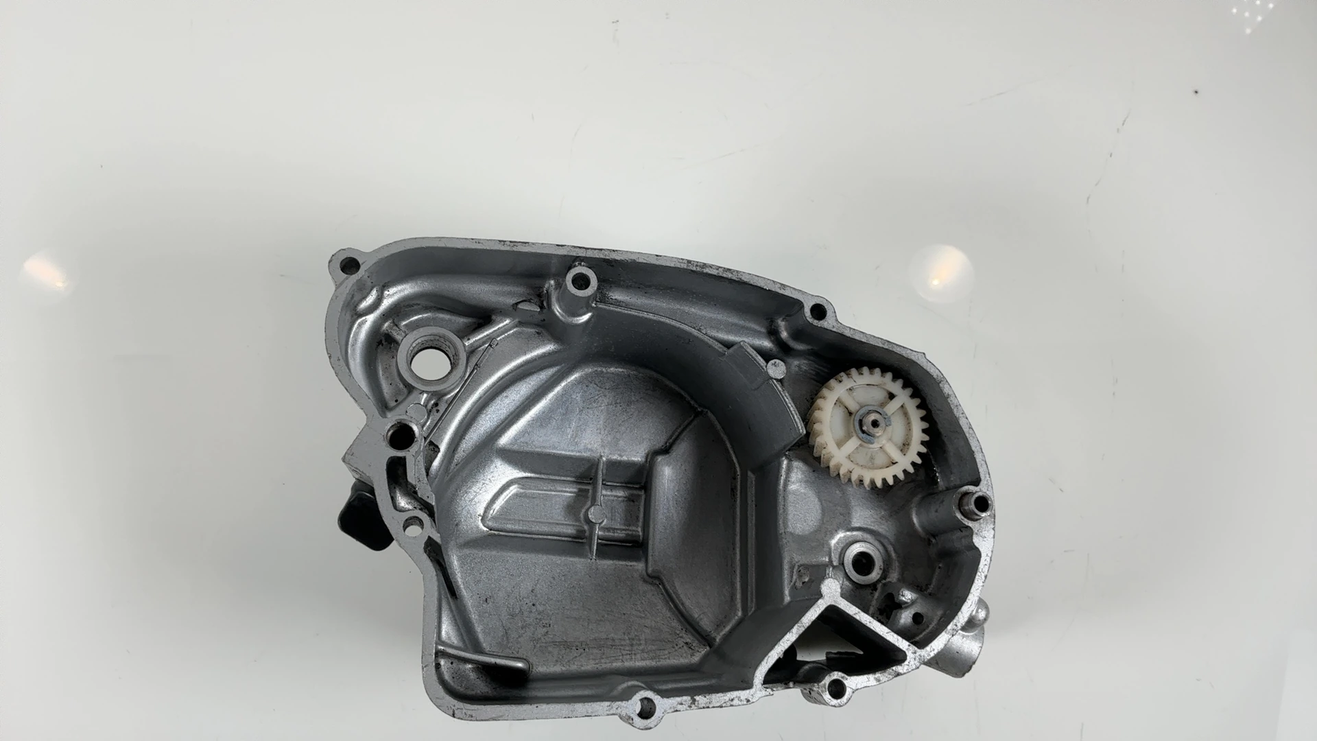 Yamaha RX100 RXS100 100cc Clutch Engine Cover 1976-1996 OEM 1V1-E5421-00-00 - Image 9