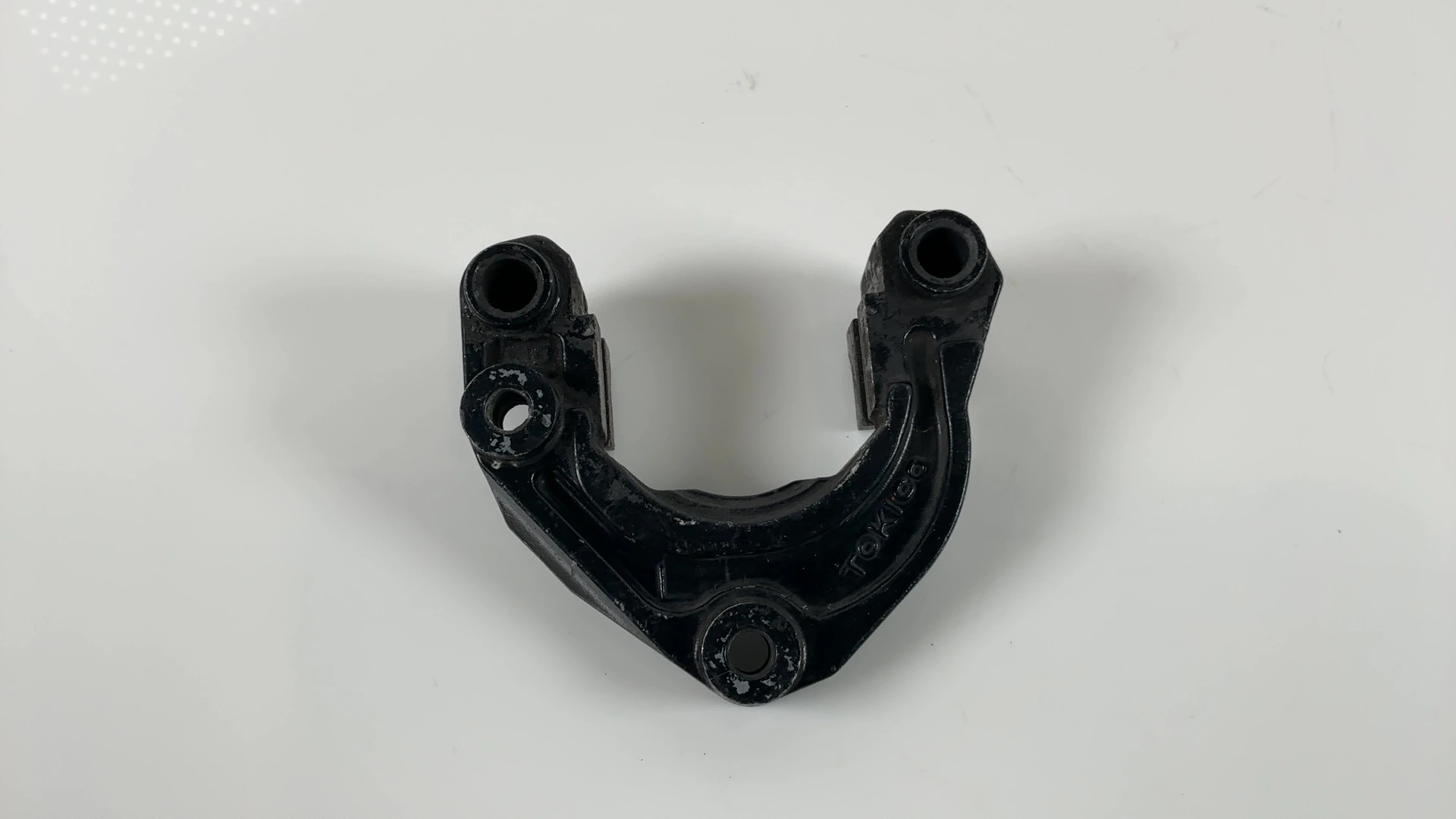 Kawasaki KZ1000P Front Left Brake Caliper Bracket 1982-2005 OEM  43044-1064 - Image 4
