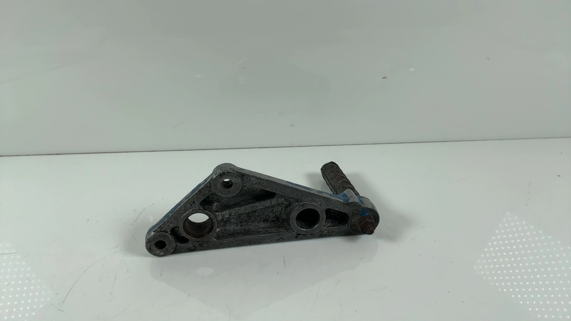Kawasaki KZ1000 MKII 1000cc Right Footrest Holder 1979-1980 OEM 35011-1022 - Image 6