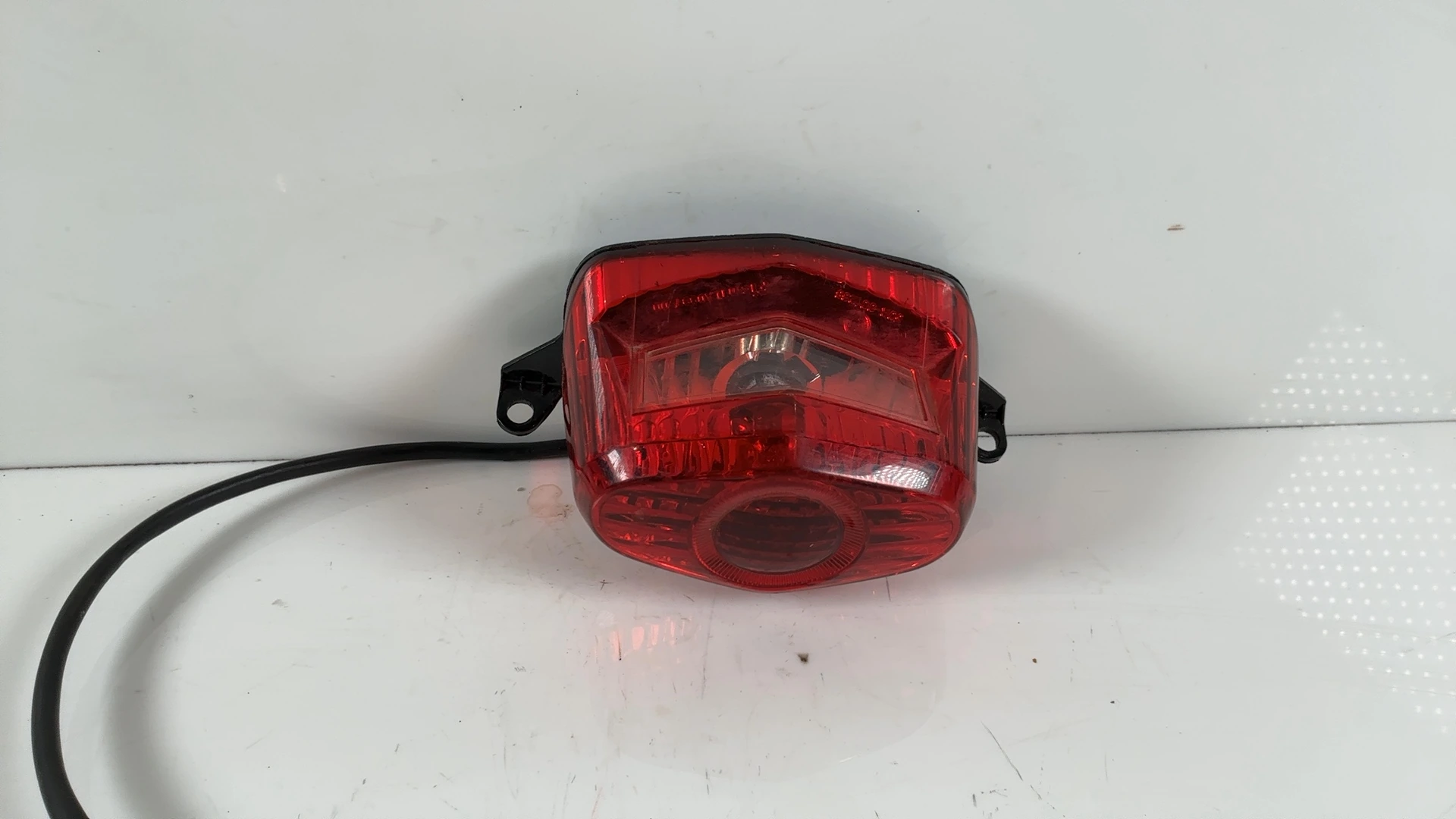 Honda CBF125 CBF125M 125cc Tail Light 2009-2015 OEM 33701-KWF-901 - Image 1