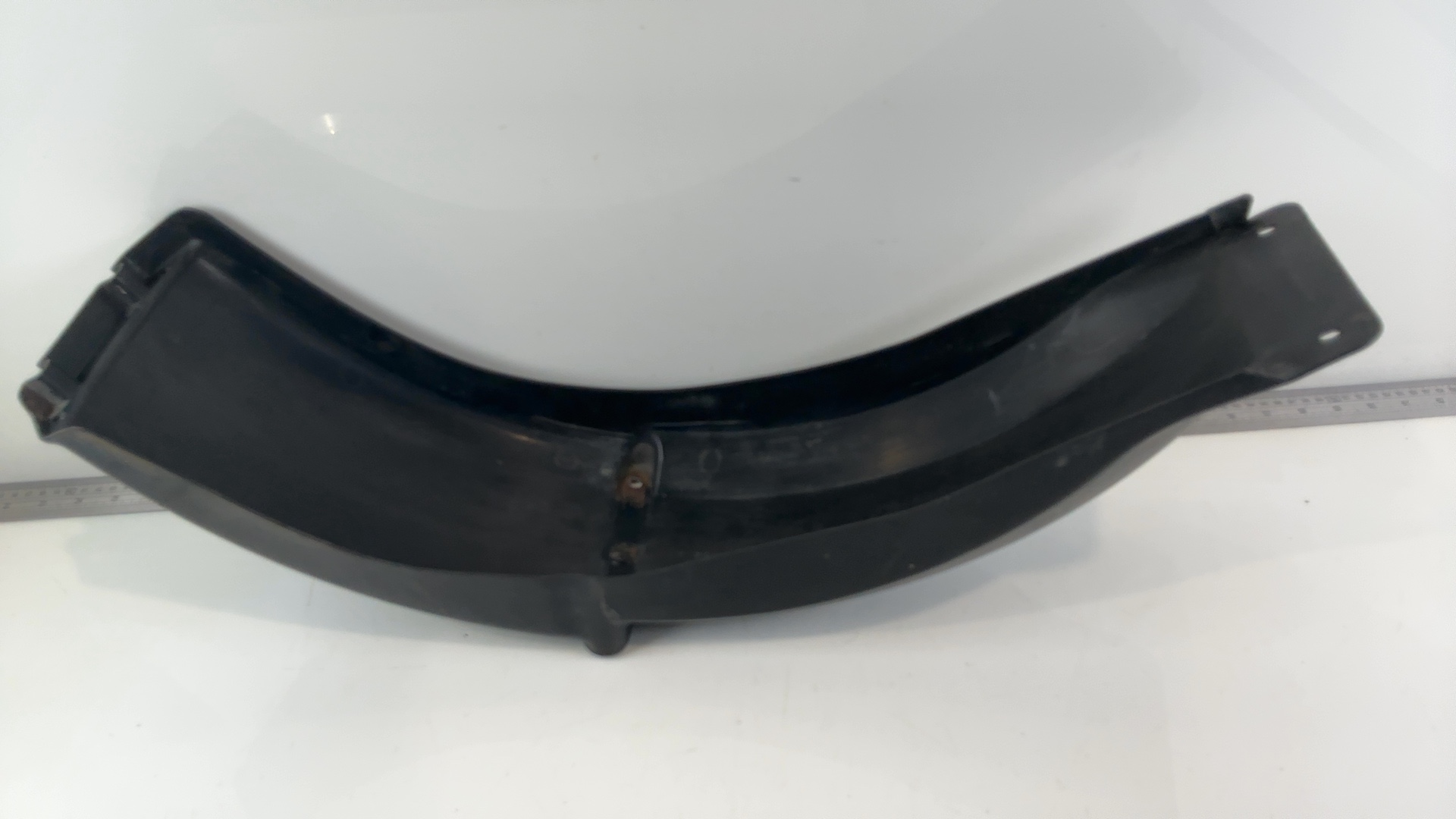 BMW K100 1000cc Rear Inner Fender Mudguard 1983-1992 OEM 46621450471 - Image 2