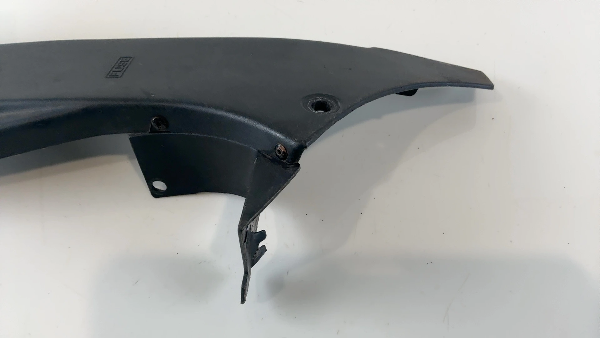 Honda CBR900RR SC28 893cc Right Inner Fairing Trim Panel 1994 1995 64592MAE3000 - Image 6
