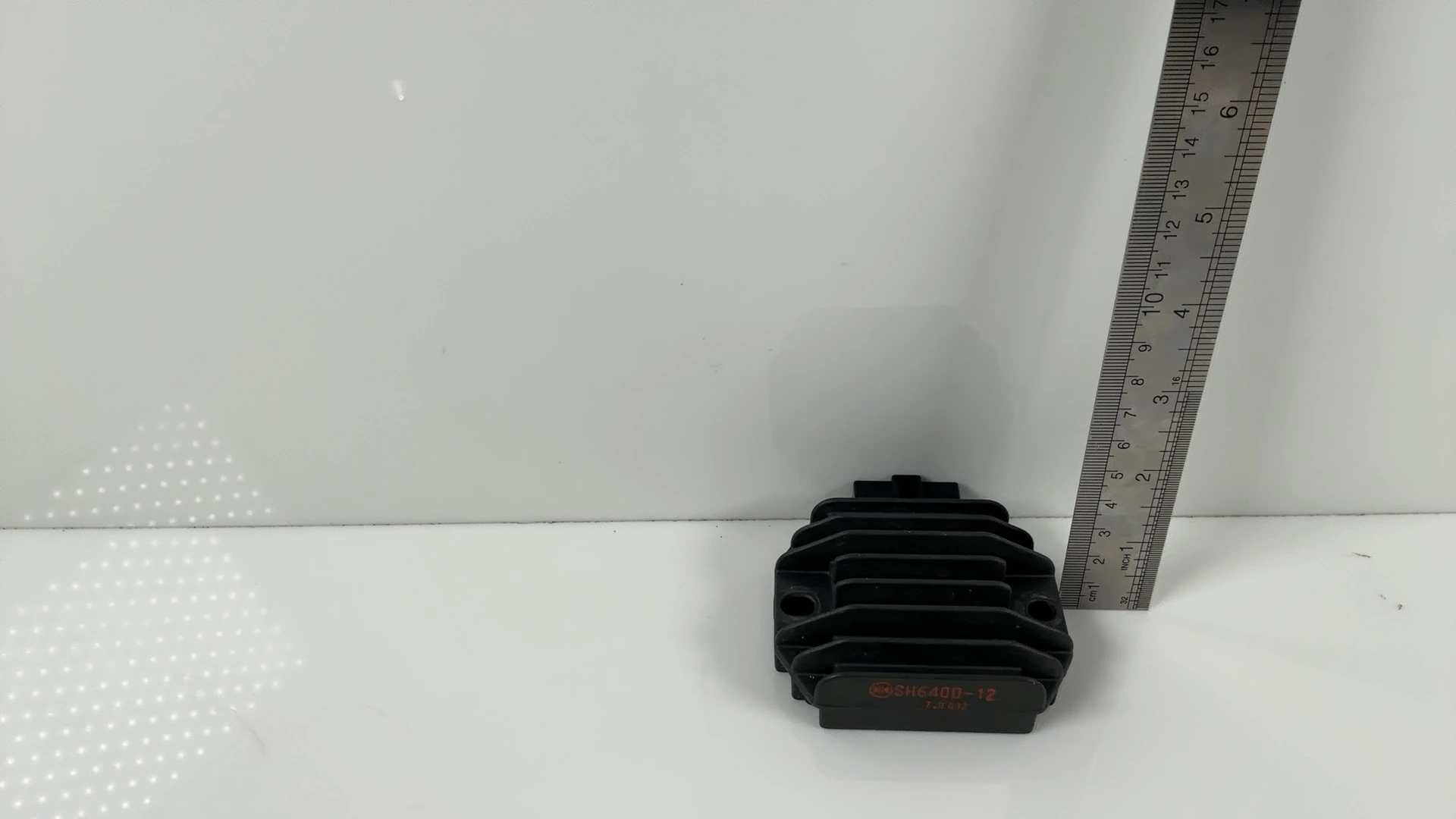 Yamaha Majesty Diversion XJR400 T-MAX Regulator Rectifier 1993-2016 4HM-H1960-00 - Image 4