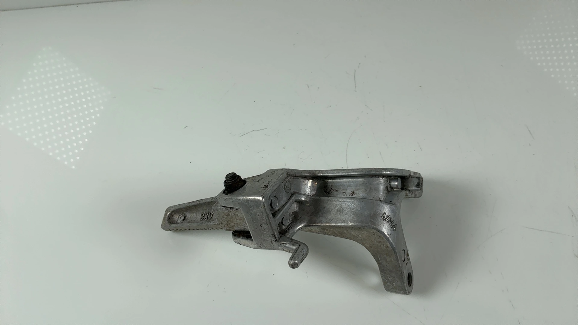 Yamaha YZF1000R Thunderace 4SV 1000 Pillion Footrest 1996-01 OEM 4SV-27430-00-00 - Image 5