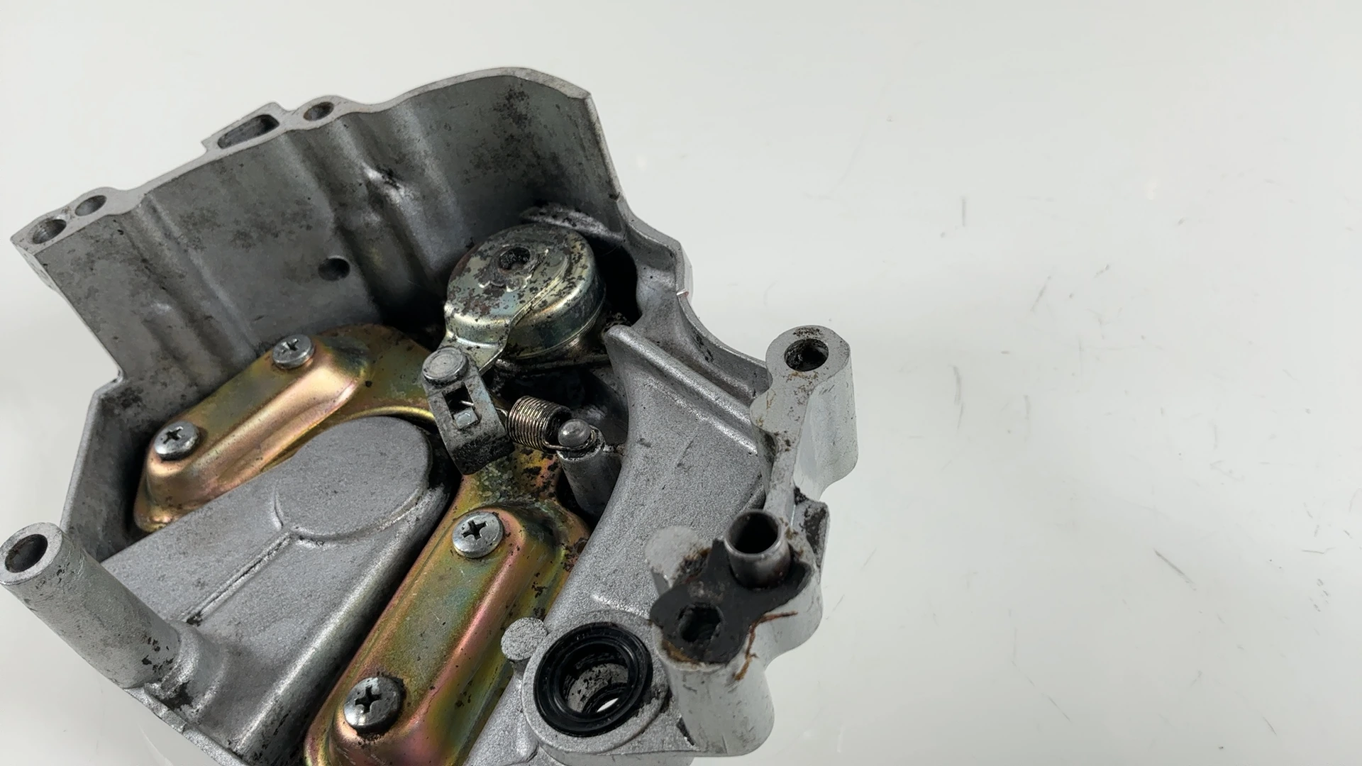Yamaha FZR600 FZR400 600cc Sprocket Cover 1988-1994 OEM 2TK-15411-01-00 - Image 7
