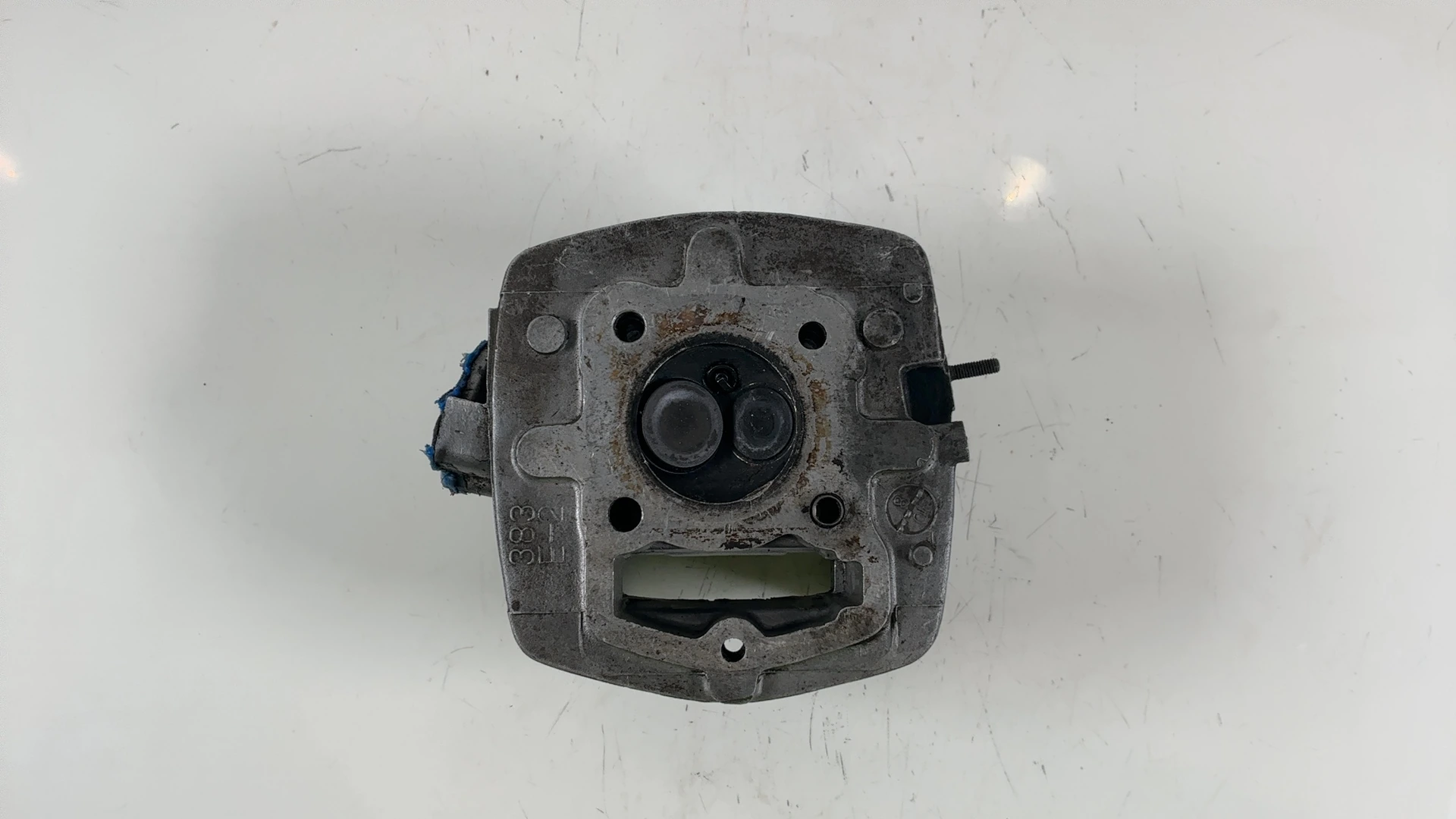 Honda CB125S CB125 125cc Cylinder Head 1976-1985 OEM 12200-383-000 - Image 1