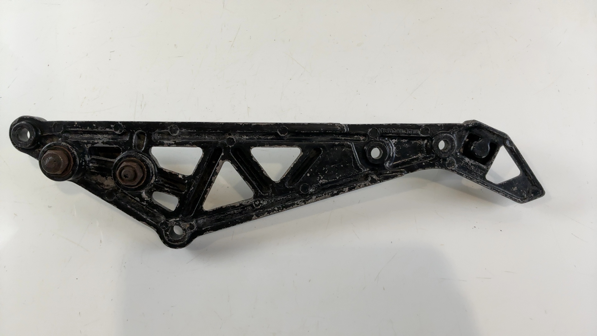 Kawasaki GPz750 ZX750A 750 CC Left Passenger Footrest Bracket 1983-85 35011-1160 - Image 2