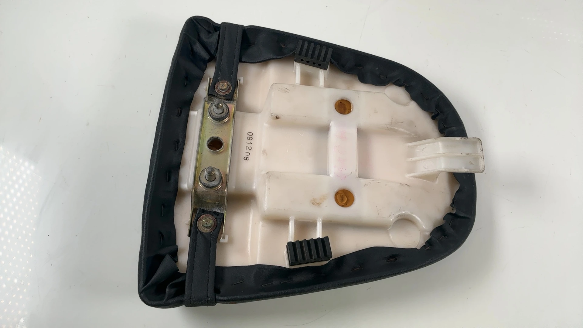 Suzuki GSXR 600 750 SRAD Rear Pillion Passenger Seat 1996-2000 OEM 45300-33E00 - Image 2