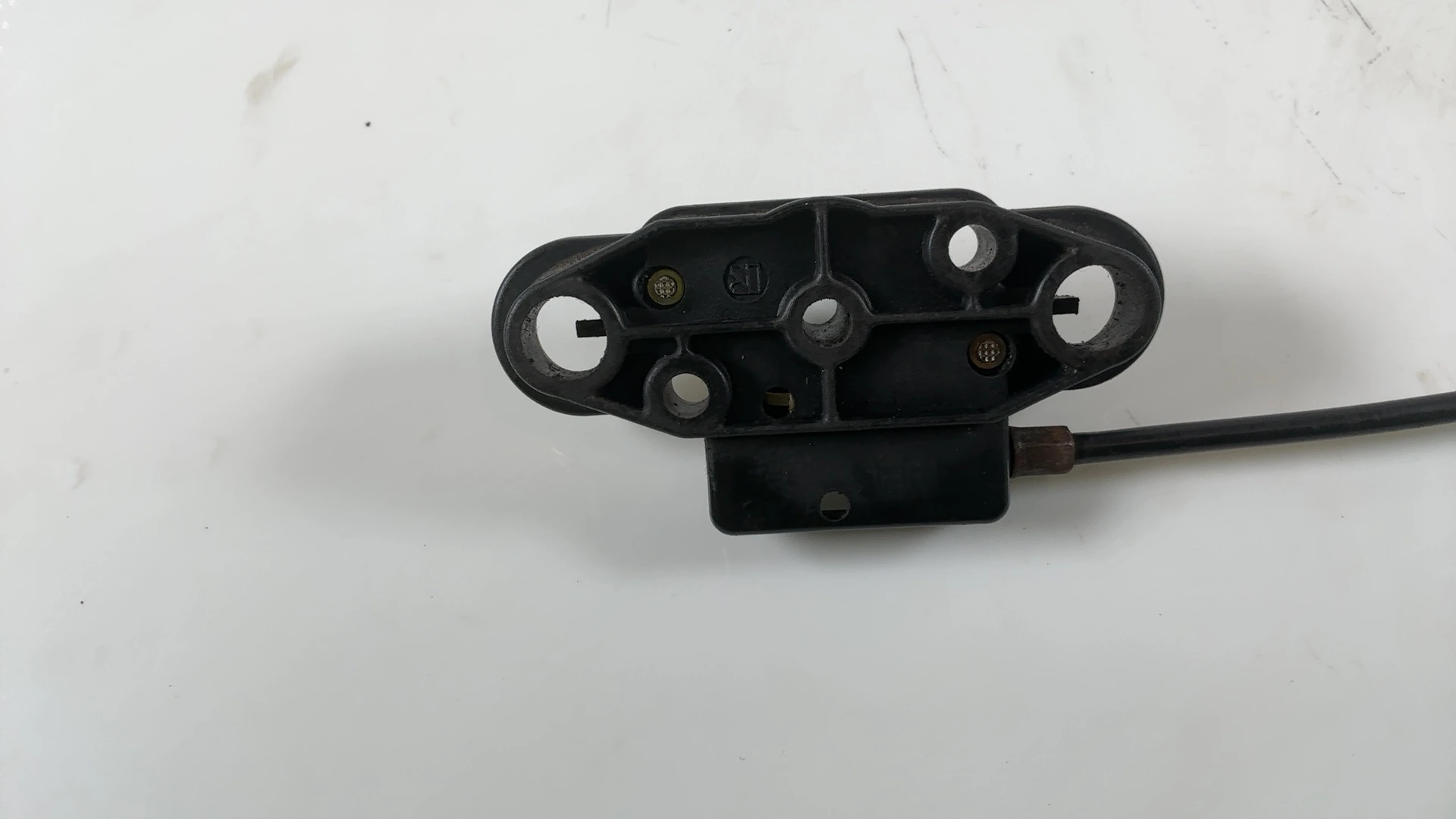 Suzuki GSX-R1000 K1 K2 1000cc Seat Lock Latch Cable 2001 2002 OEM 45280-13A01 - Image 9