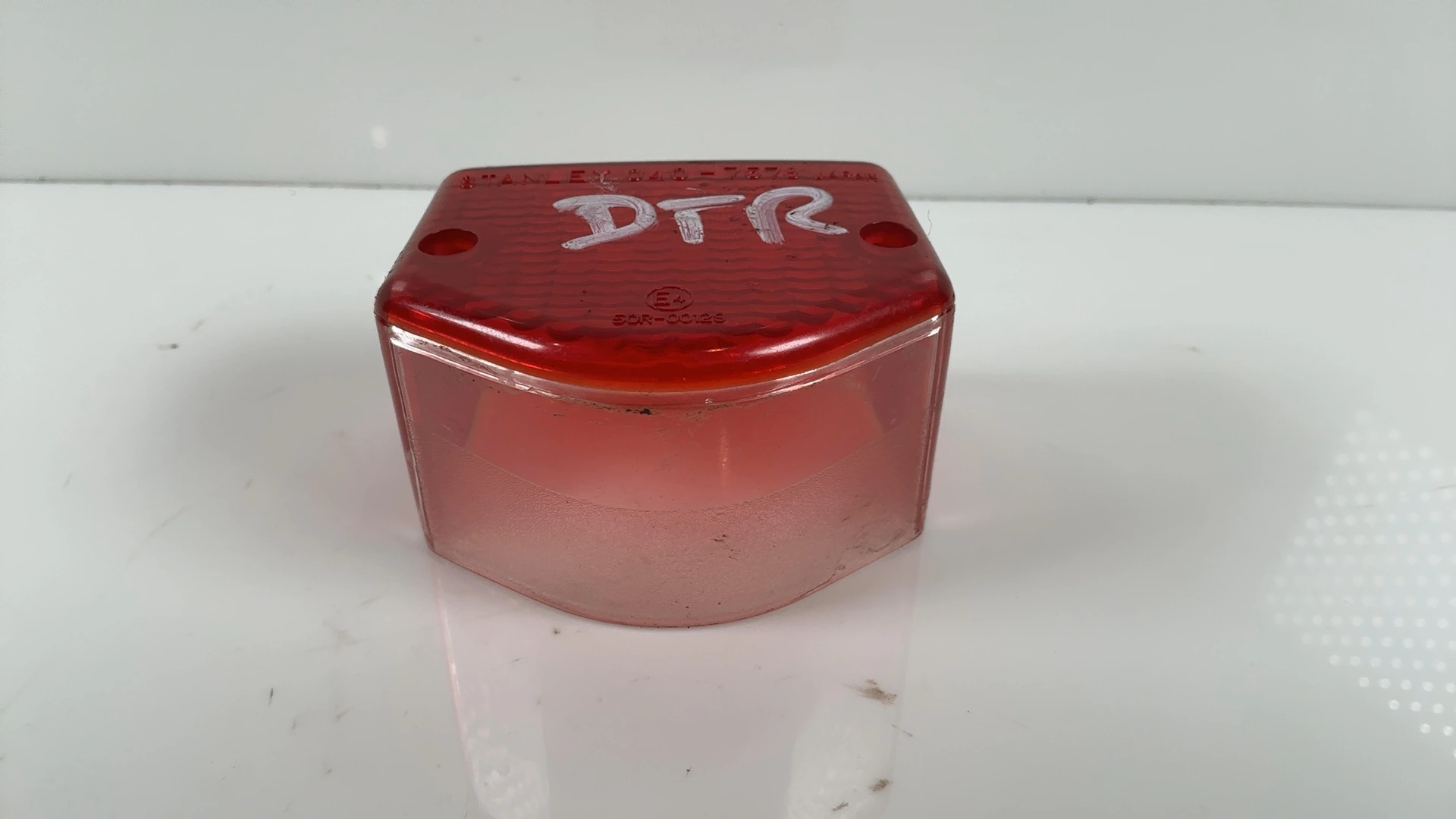 Yamaha DT125LC Mk1 125cc Tail Light Lens 1982-1984 OEM 10V-84521-00 - Image 6