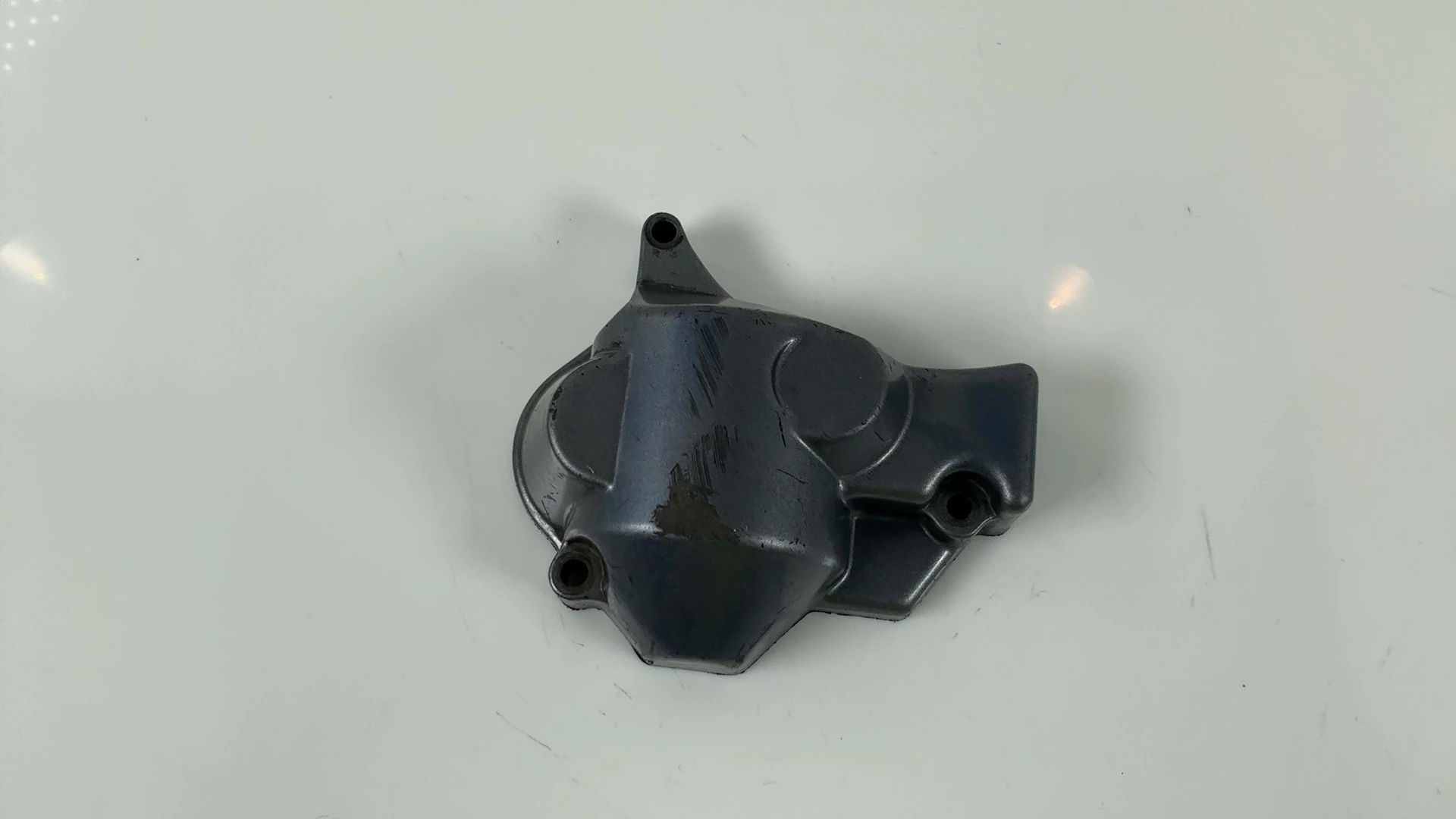 Yamaha TZR125 2RH 125cc Oil Pump Cover Engine Casing 1987-1993 OEM 2RH-15416-00 - Image 1