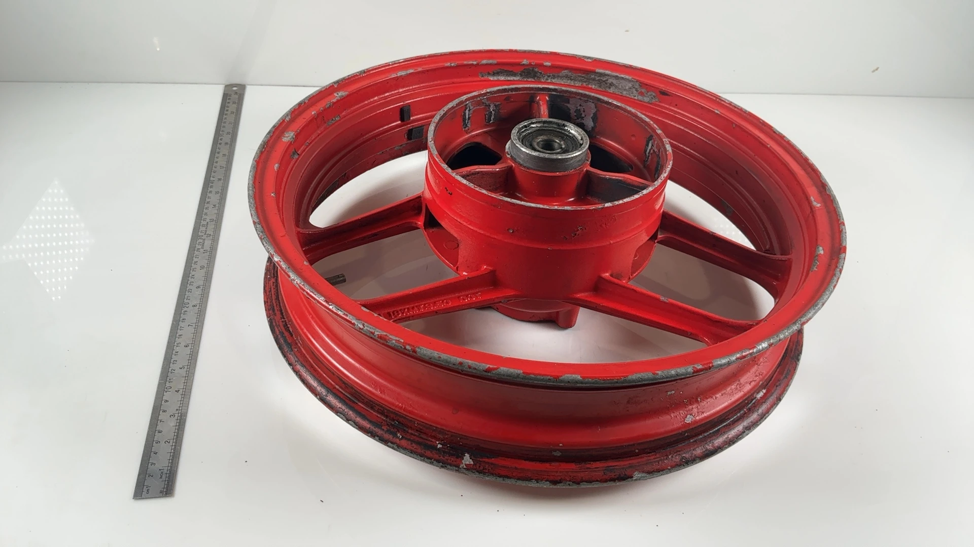 Kawasaki GPX750R ZX750F 750cc Rear Wheel Rim 1986-1990 OEM 41073-1323-21 - Image 4