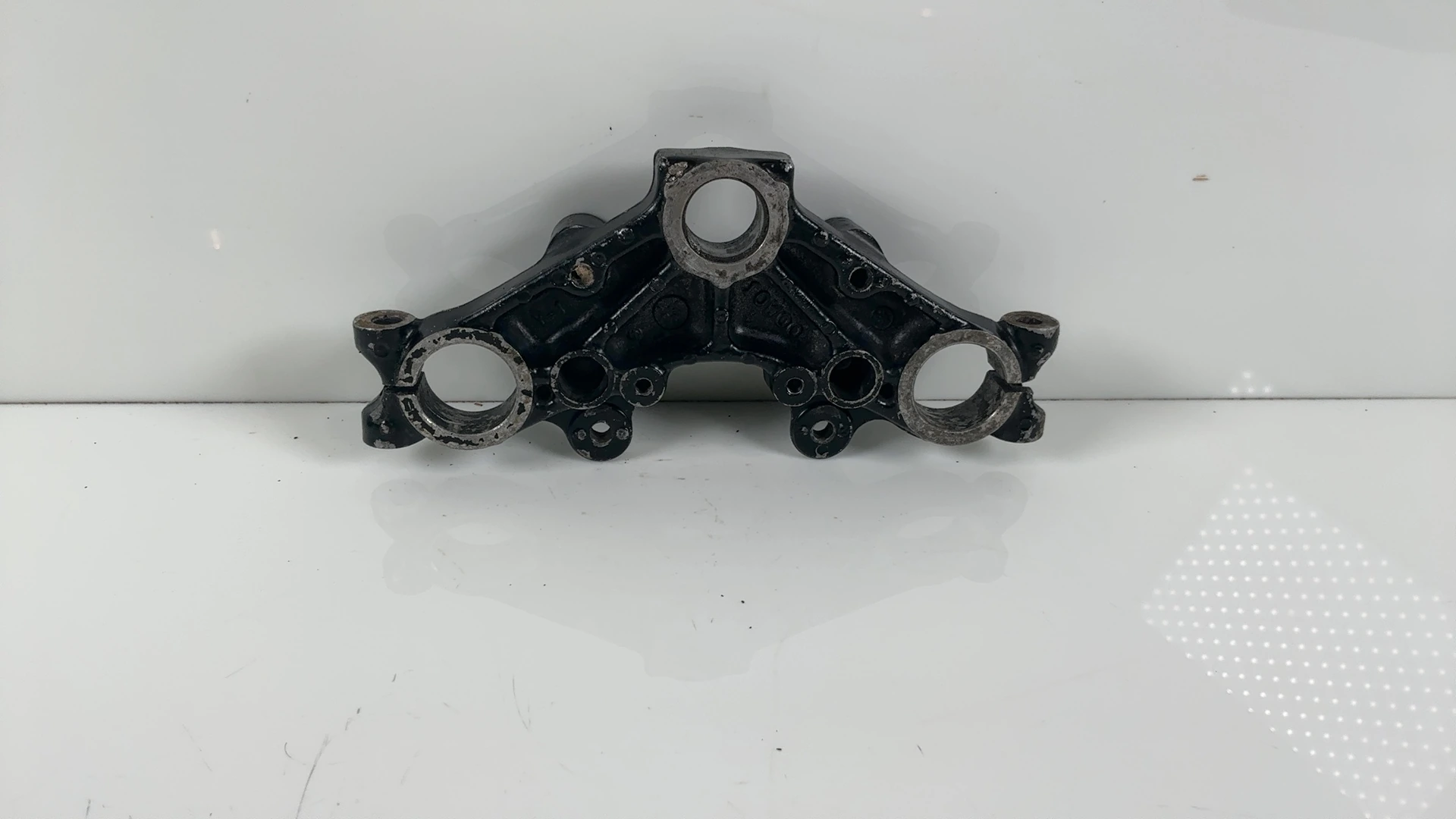 Yamaha RD125LC RD125 Upper Triple Clamp Fork Bridge 1982-84 OEM 10W-23435-00-98 - Image 1