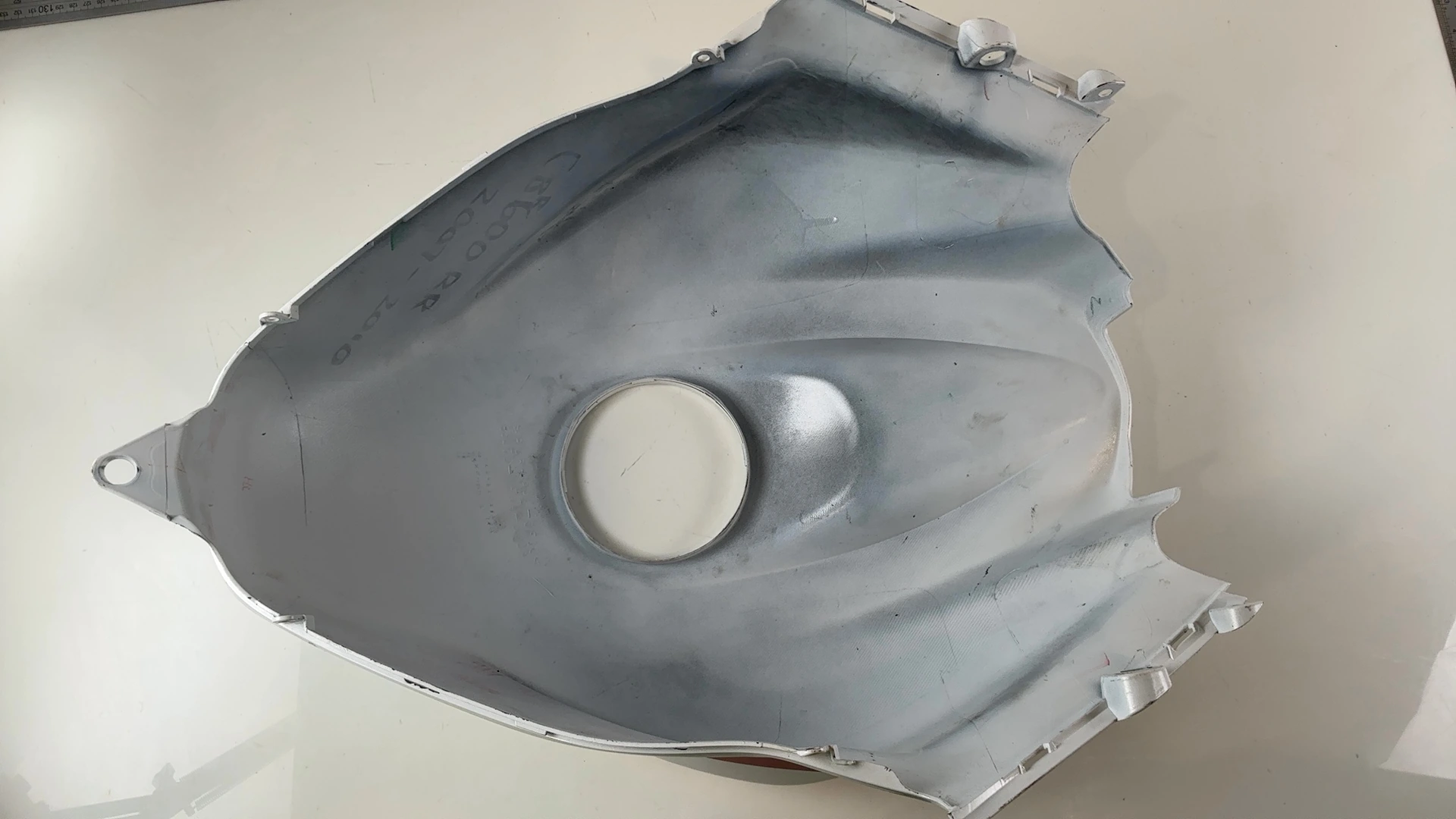 Honda CBR600RR PC40 600cc Fuel Tank Cover 2007-2012 OEM 83150-MFJ-A40 - Image 3
