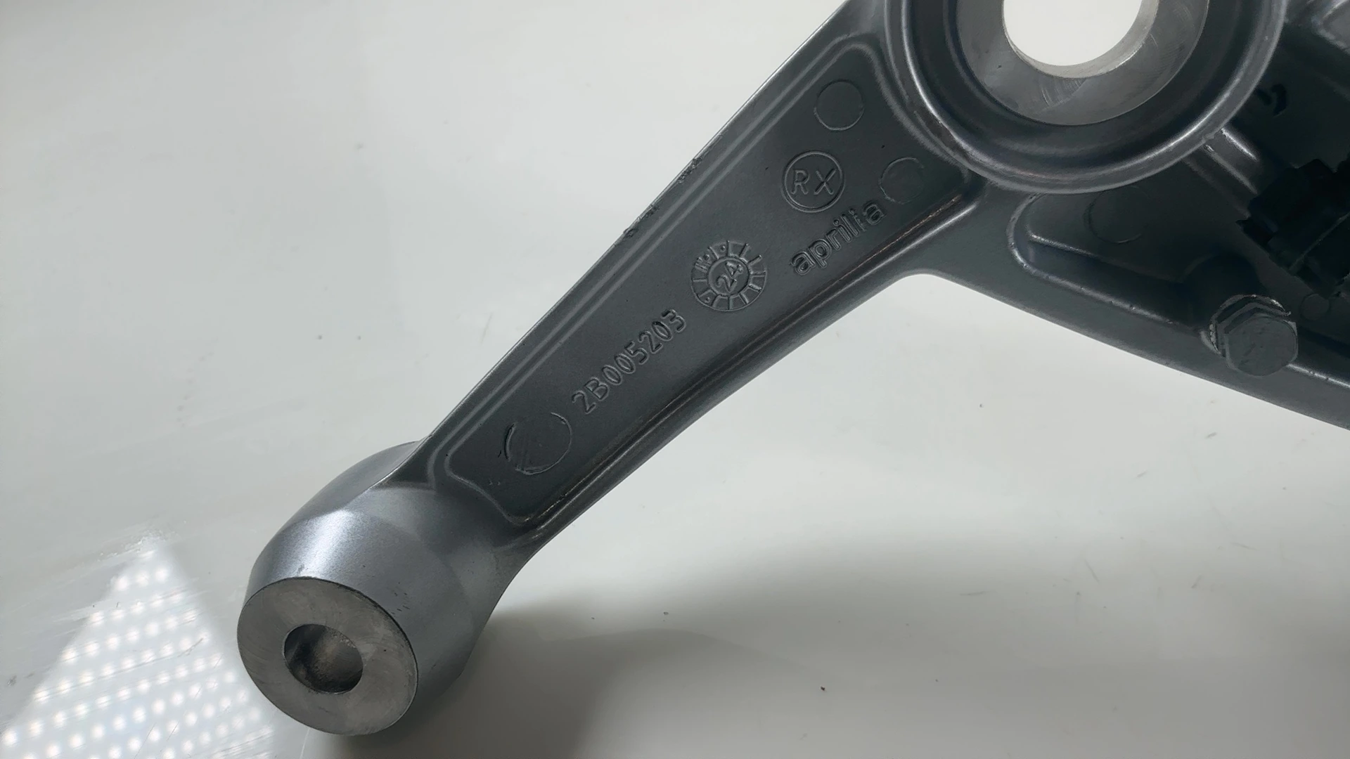 Aprilia RS660 Tuono 660 660cc Front Right Footrest Bracket 2021-26 OEM 2B005203 - Image 6