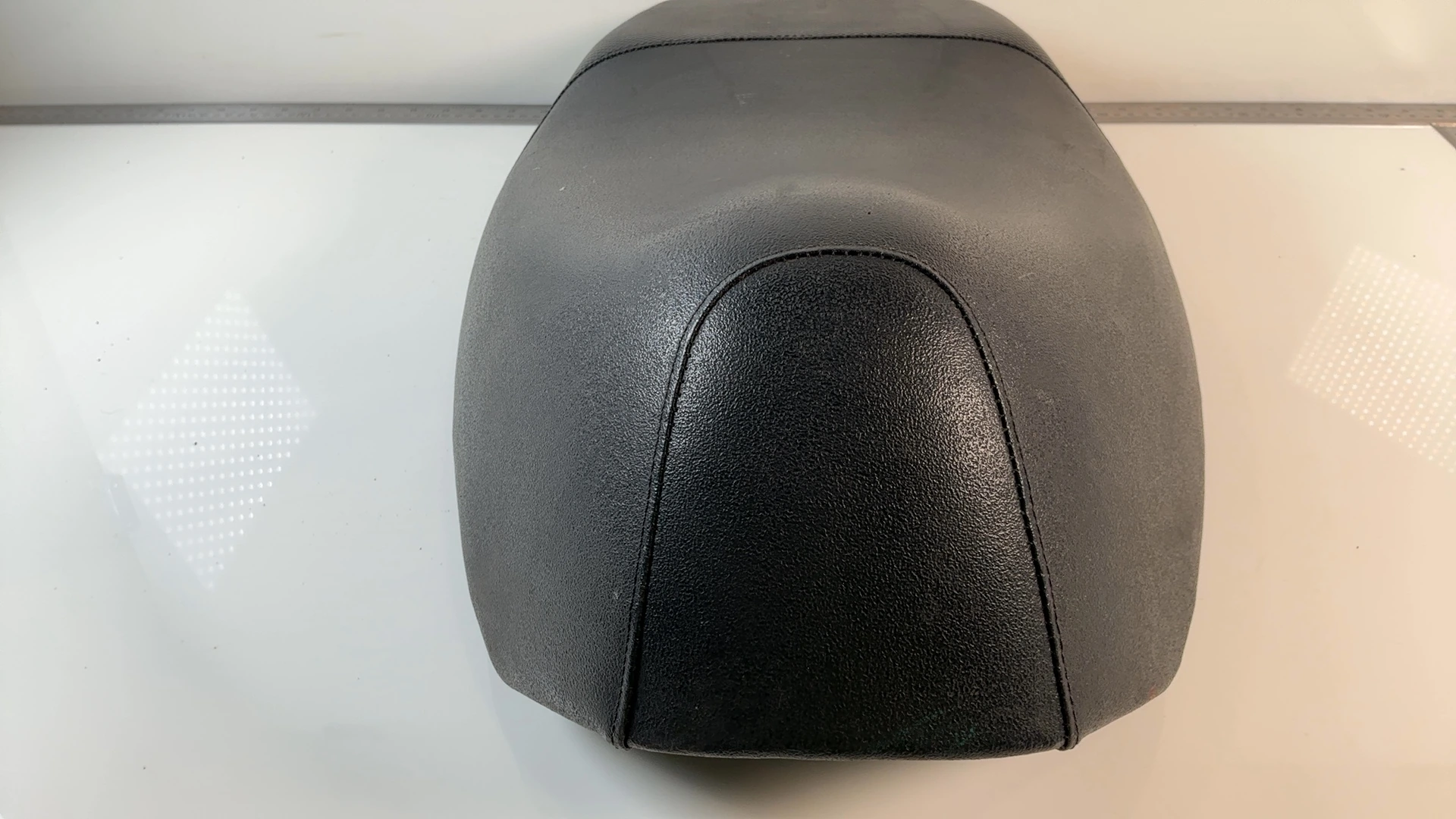 SYM Mask 125 50 Scooter Dual Seat Saddle Assembly 2018-24 OEM 77200-AAA-000 811 - Image 4