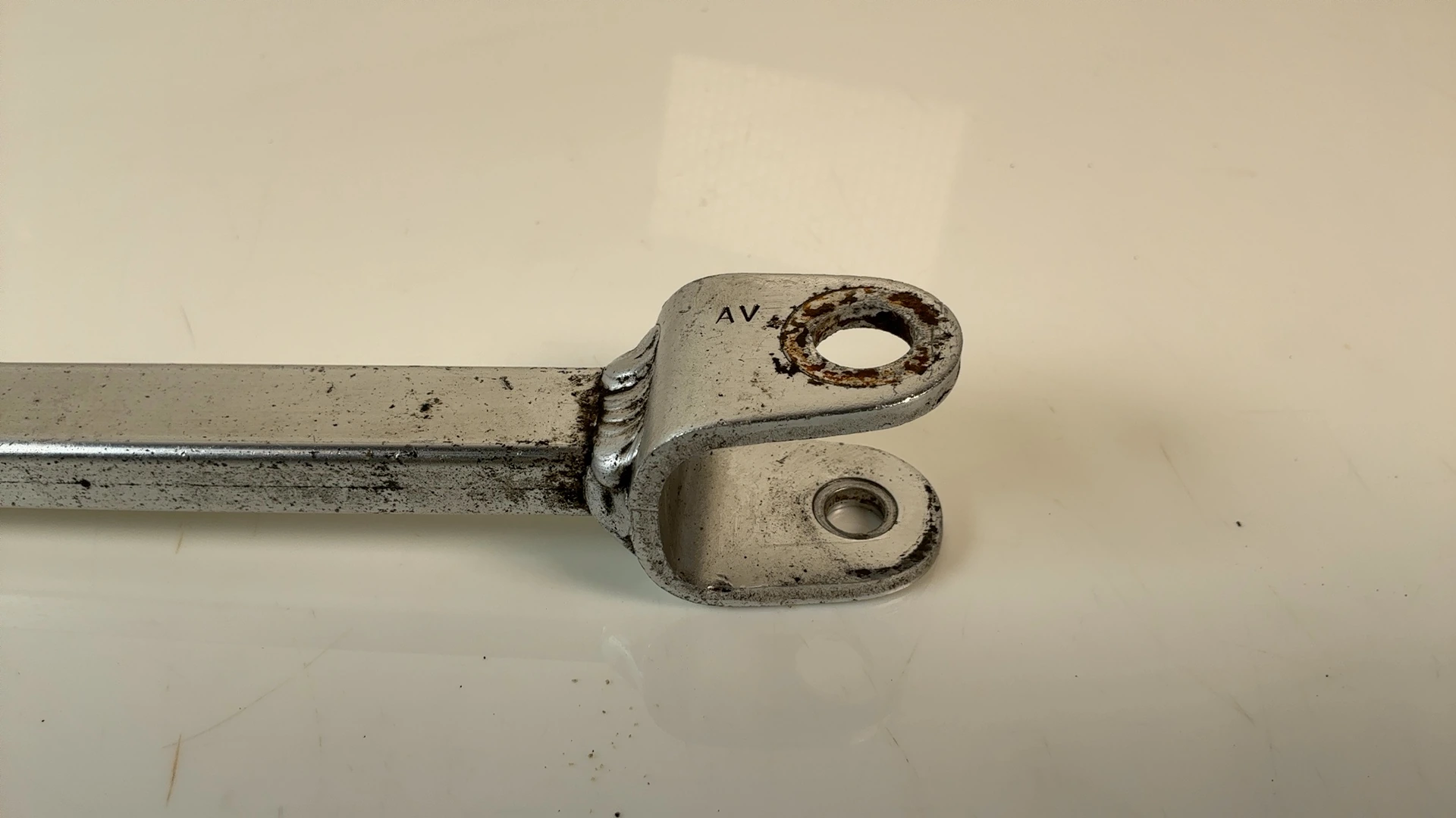 Suzuki TL1000S TL1000 1000cc Rear Brake Torque Rod Stay 1997-01 OEM 64310-33E00 - Image 5
