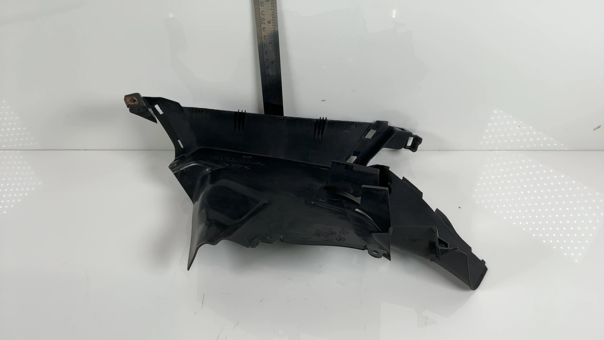 Honda VFR1200F SC63 1200cc Right Inner Cowl Fairing Panel 2010-17 64543-MGE-000 - Image 7