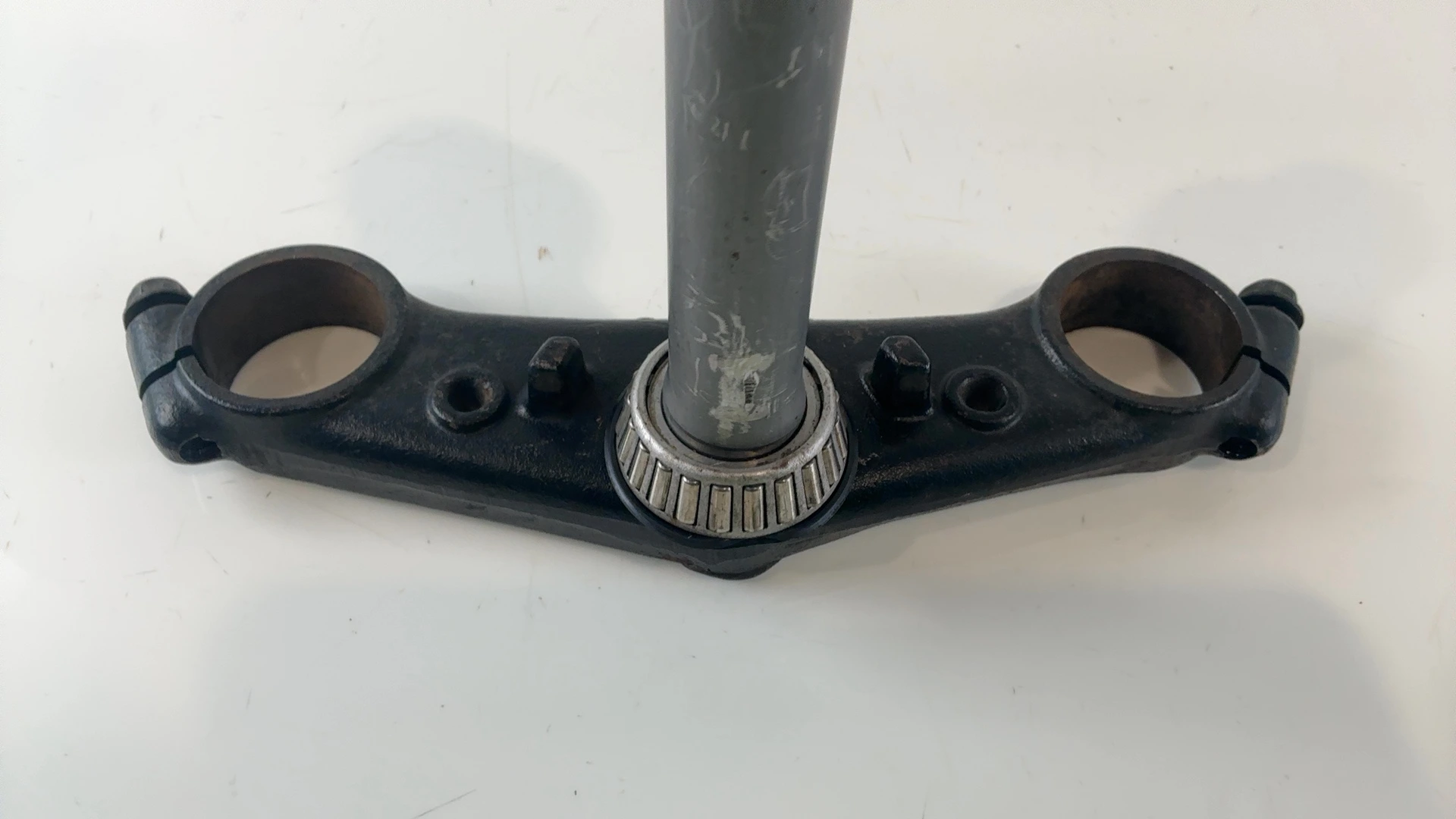 Honda CBR1100XX Blackbird SC35 Lower Fork Triple Tree Yoke 1996-98 53200-MAT-000 - Image 7