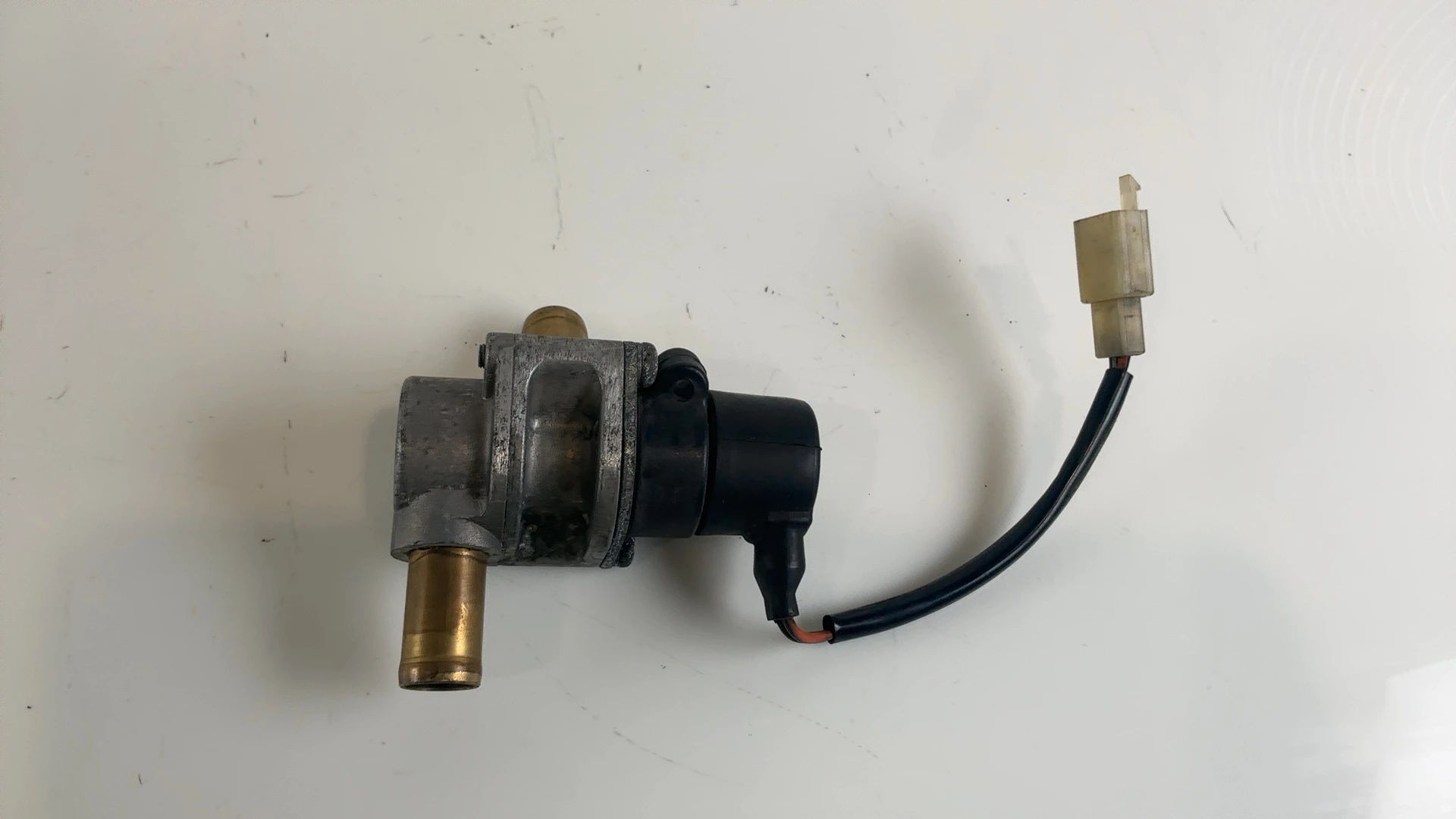 Triumph Sprint ST 1050 1050CC Air Cut Off Valve 2005-2011 OEM T1250400 - Image 2